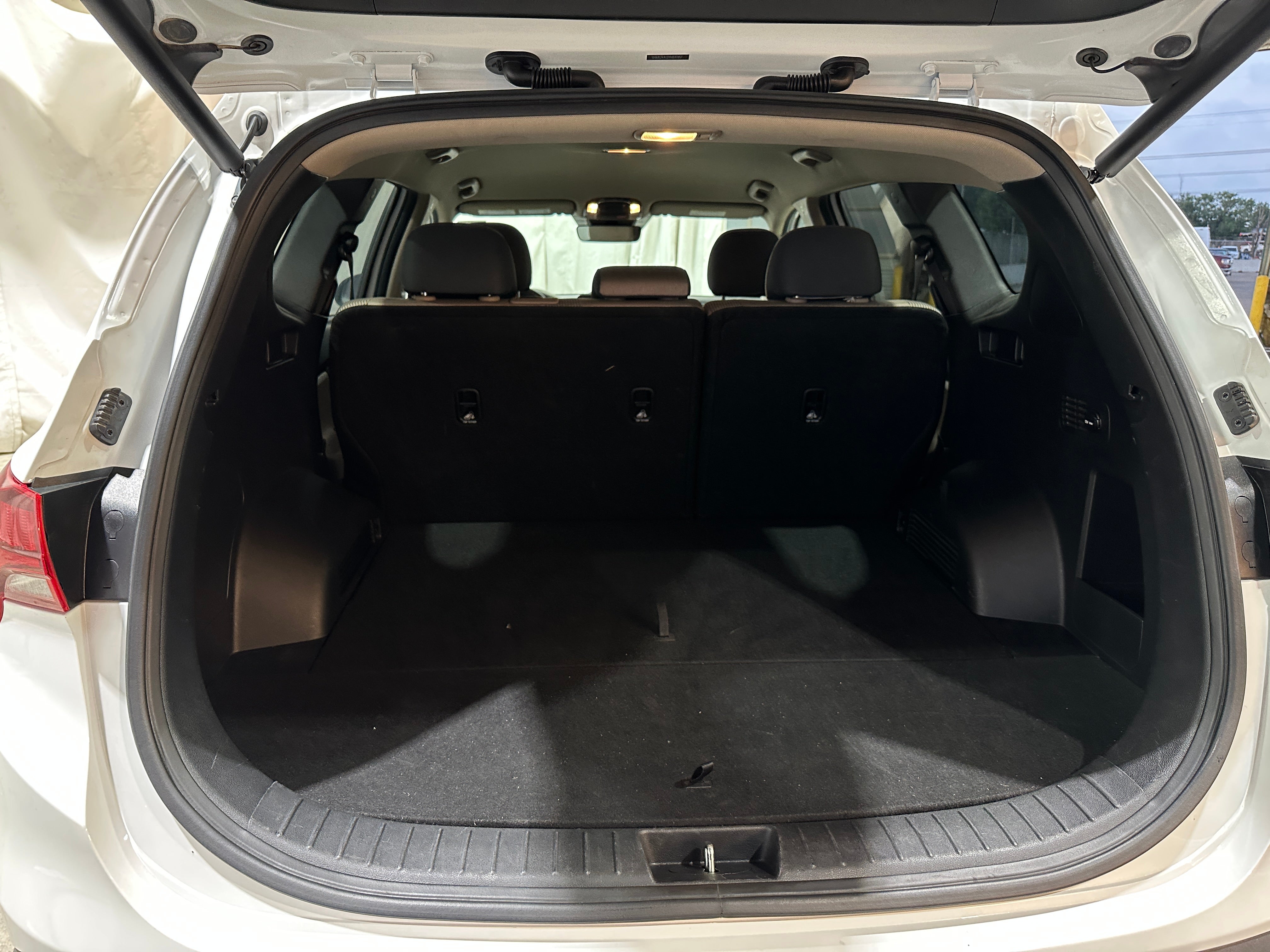 2023 Hyundai Santa Fe SEL 7