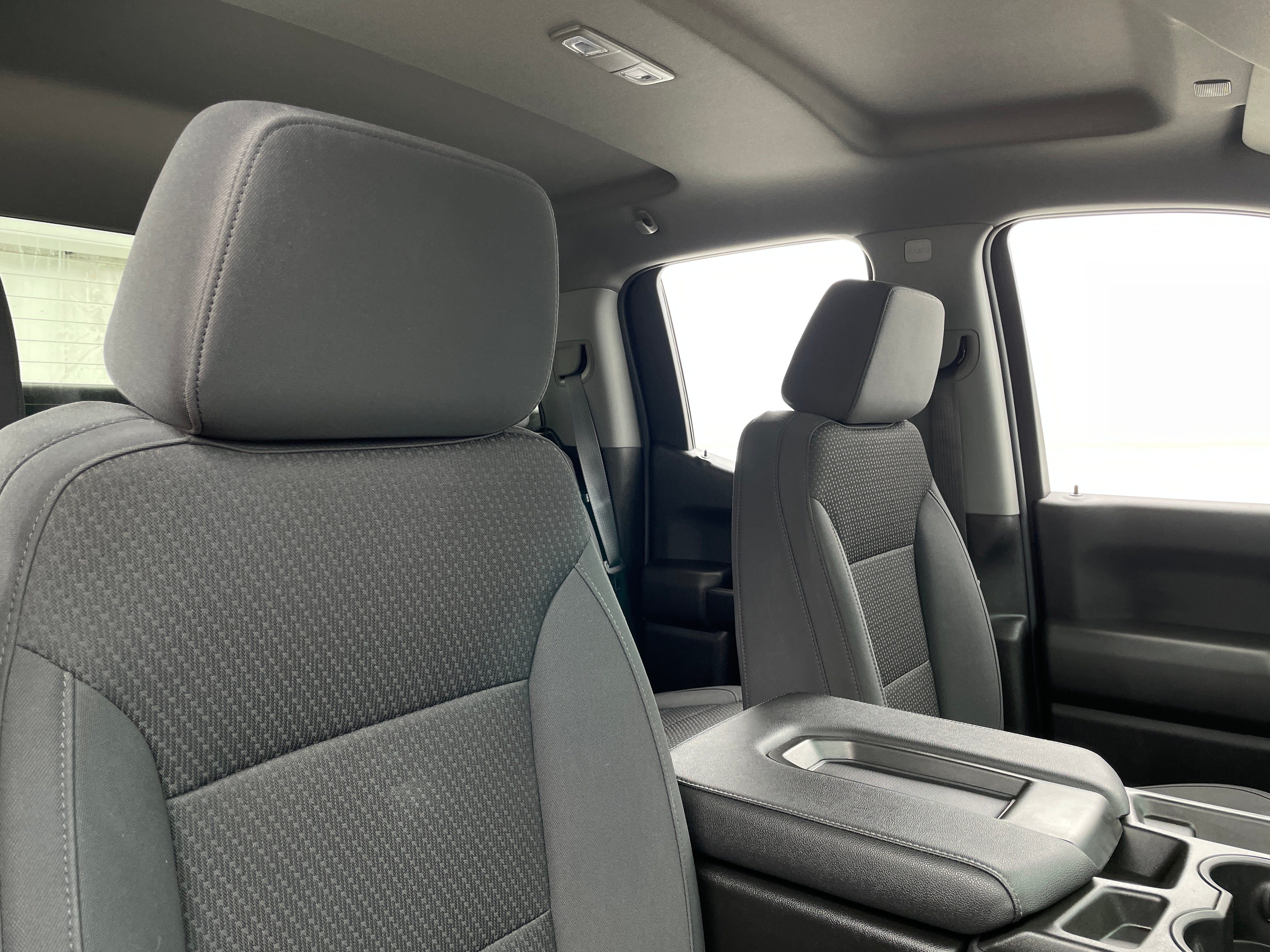 2021 Chevrolet Silverado 1500 Custom 2