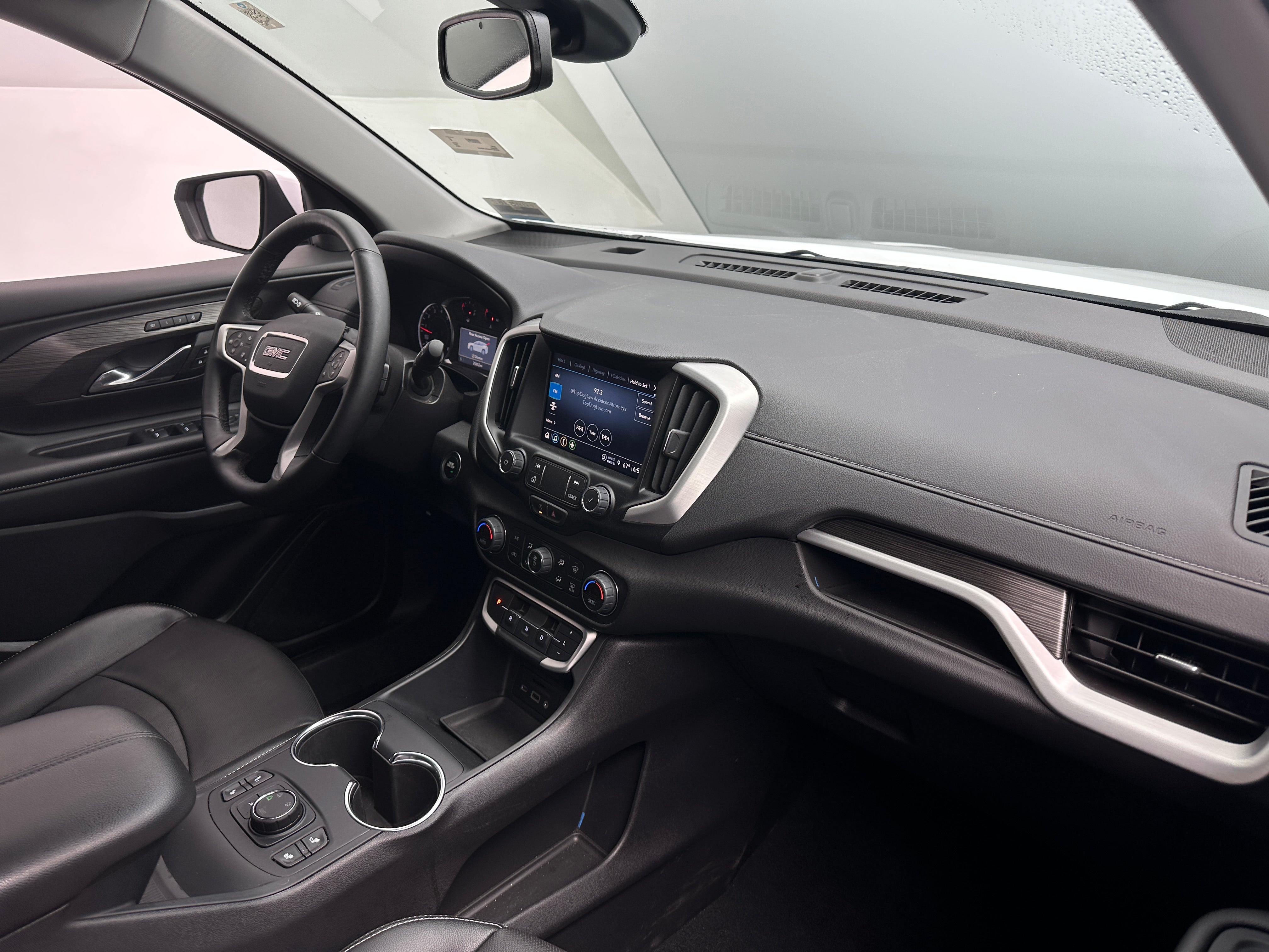 2024 GMC Terrain SLT 2