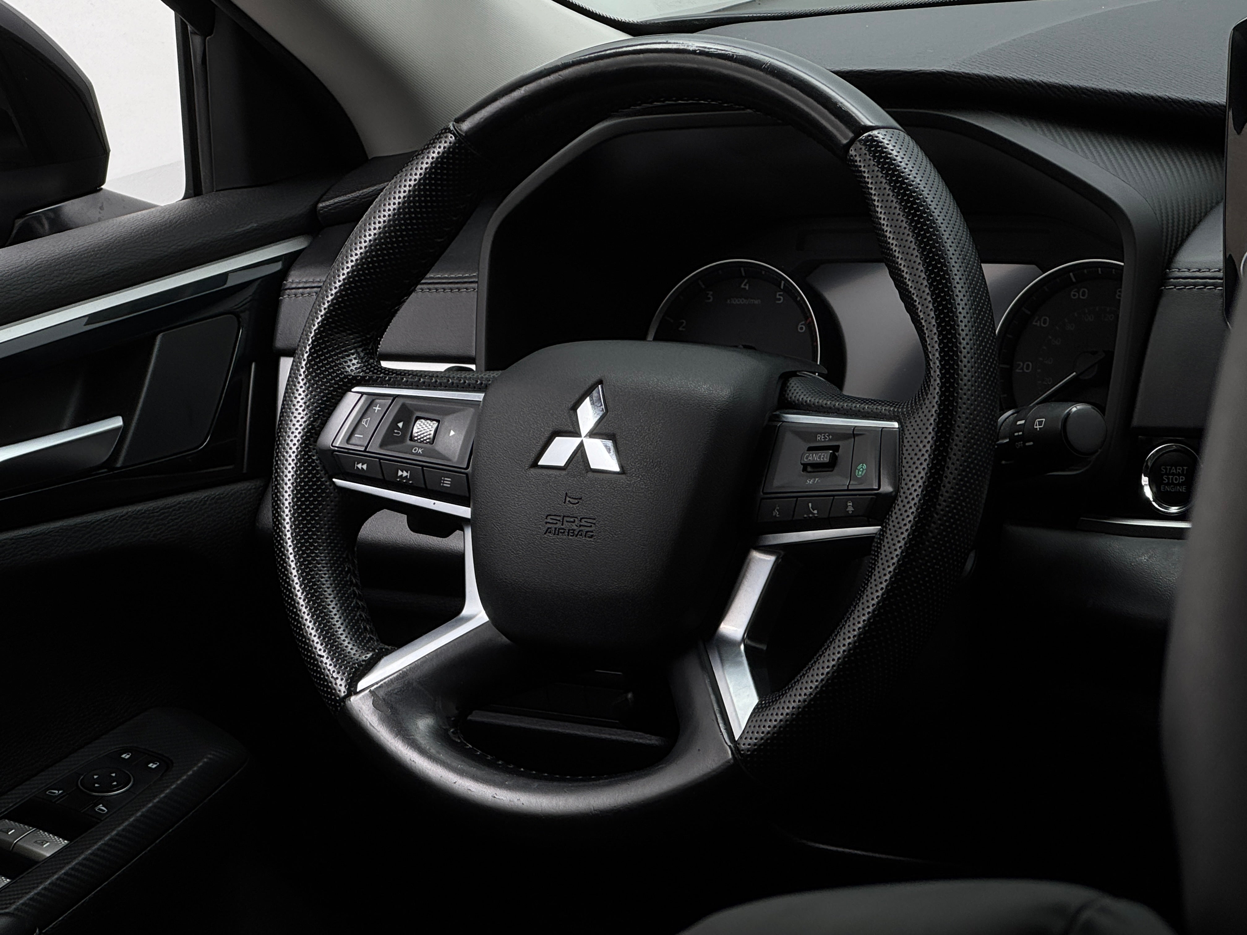 2022 Mitsubishi Outlander SE 4