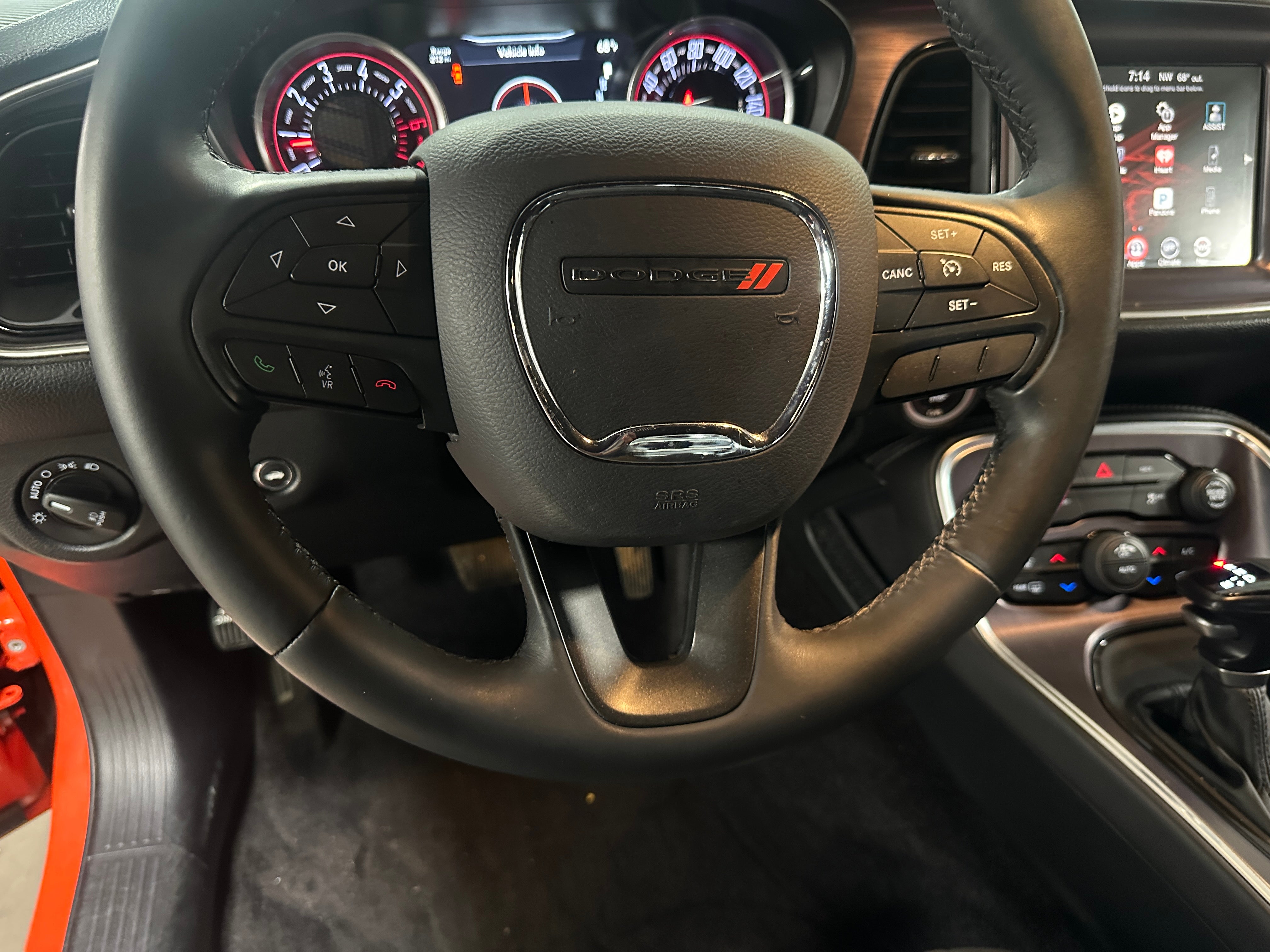 2016 Dodge Challenger R/T 4
