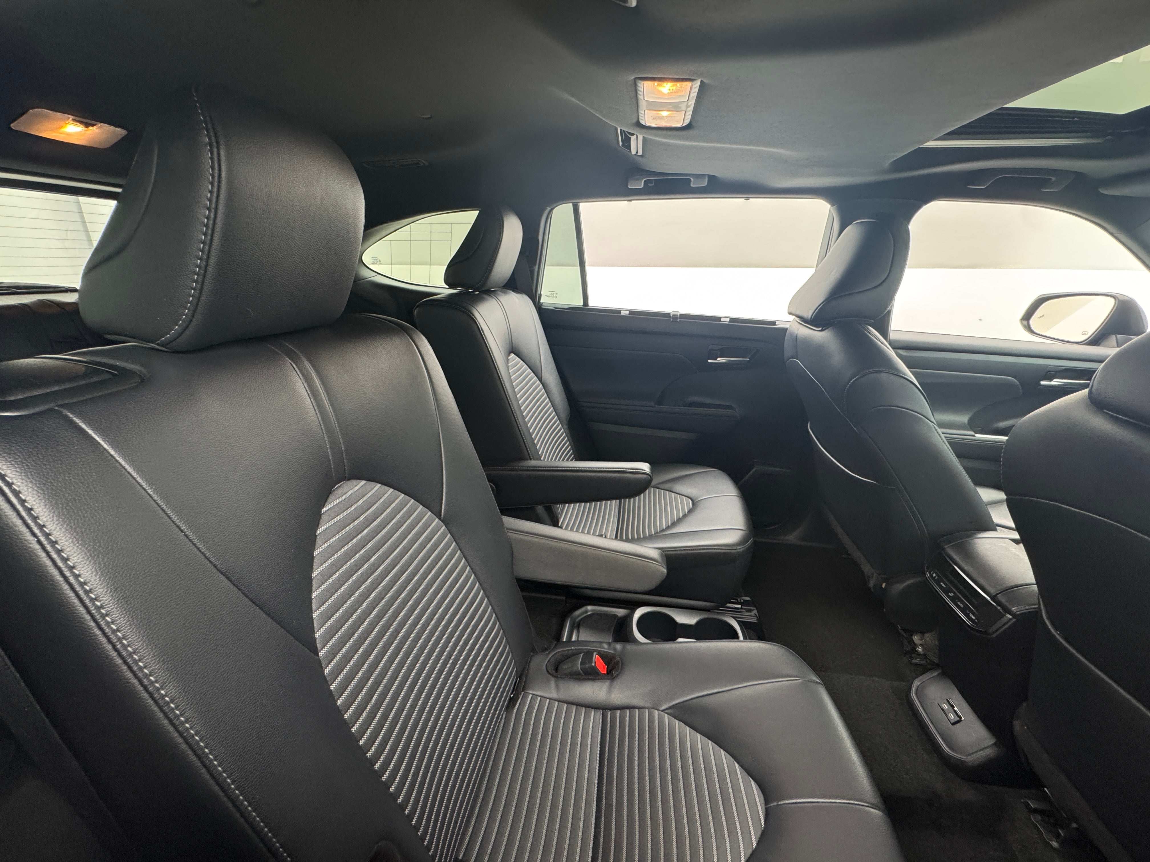 2024 Toyota Highlander XSE 6