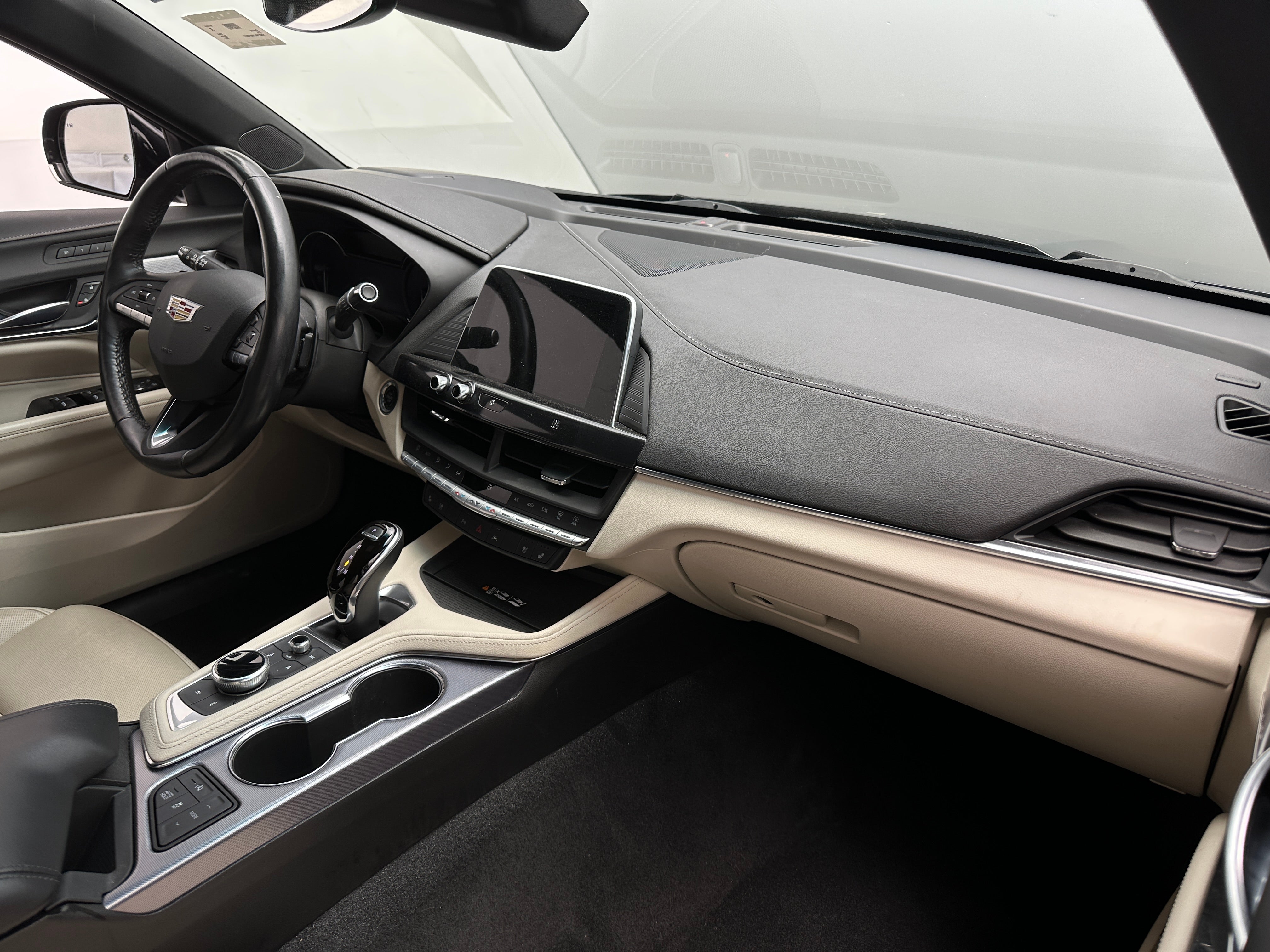 2021 Cadillac CT4 Premium Luxury 2
