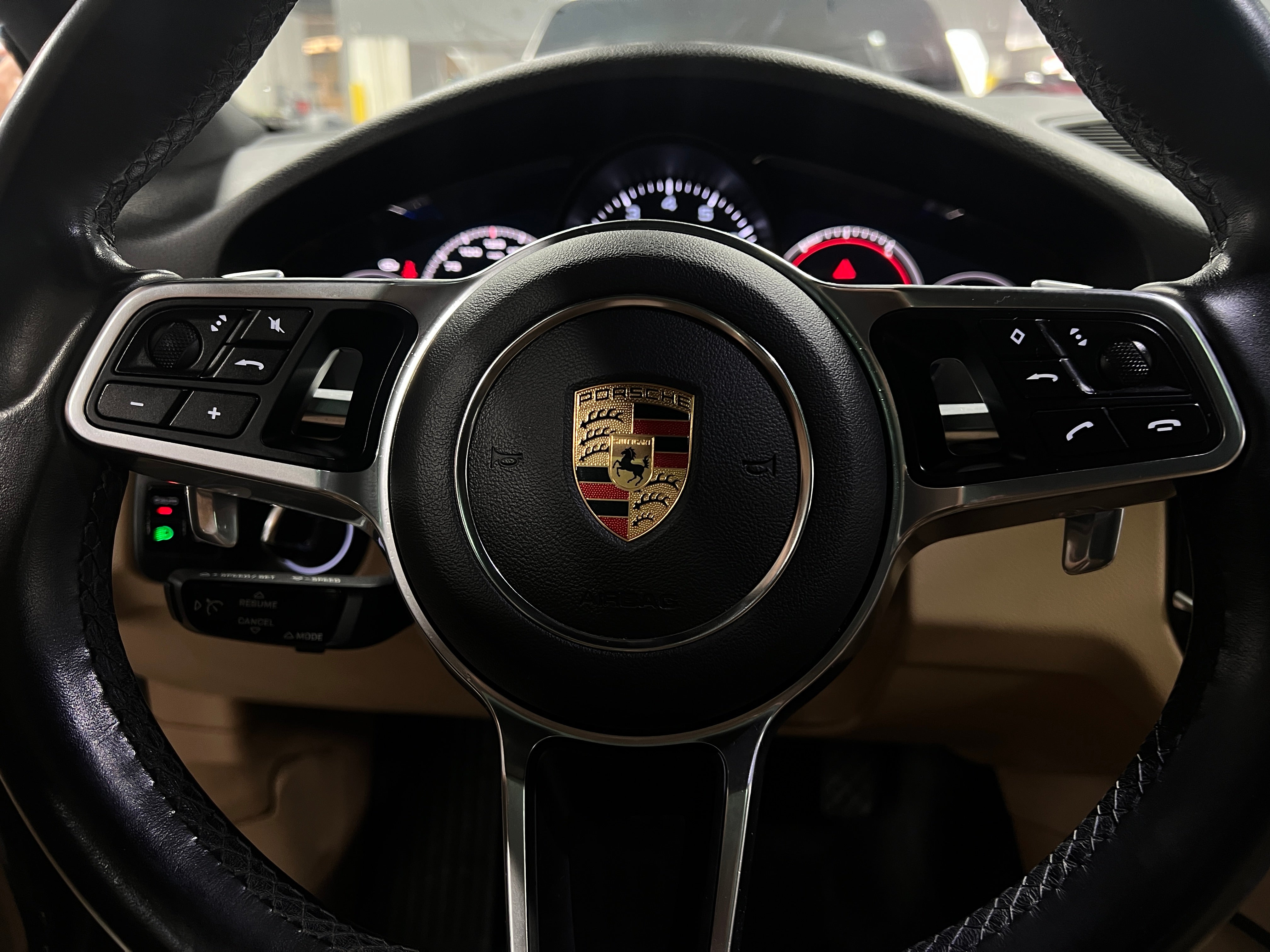 2019 Porsche Cayenne Base 4