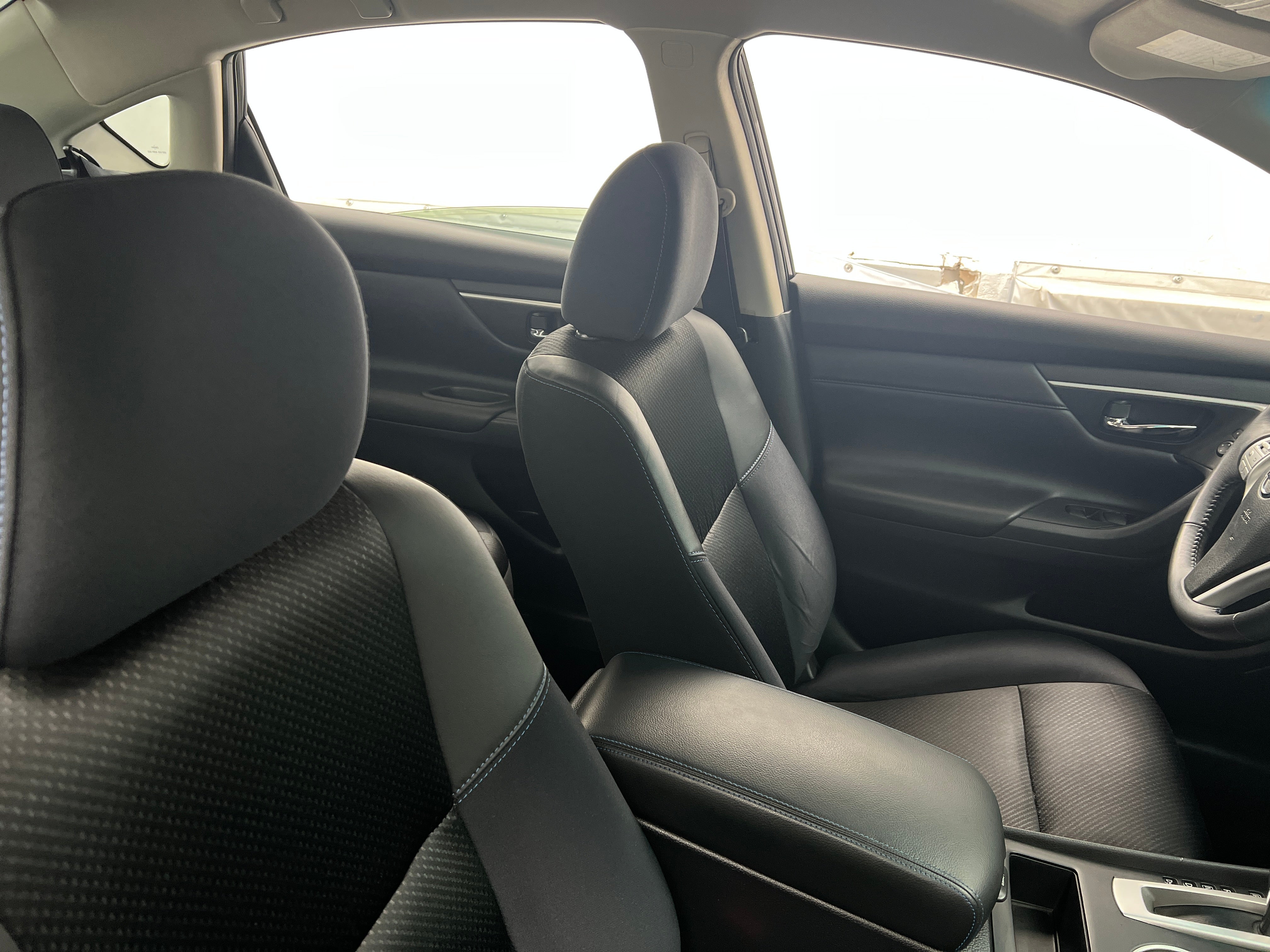 2017 Nissan Altima SR 2