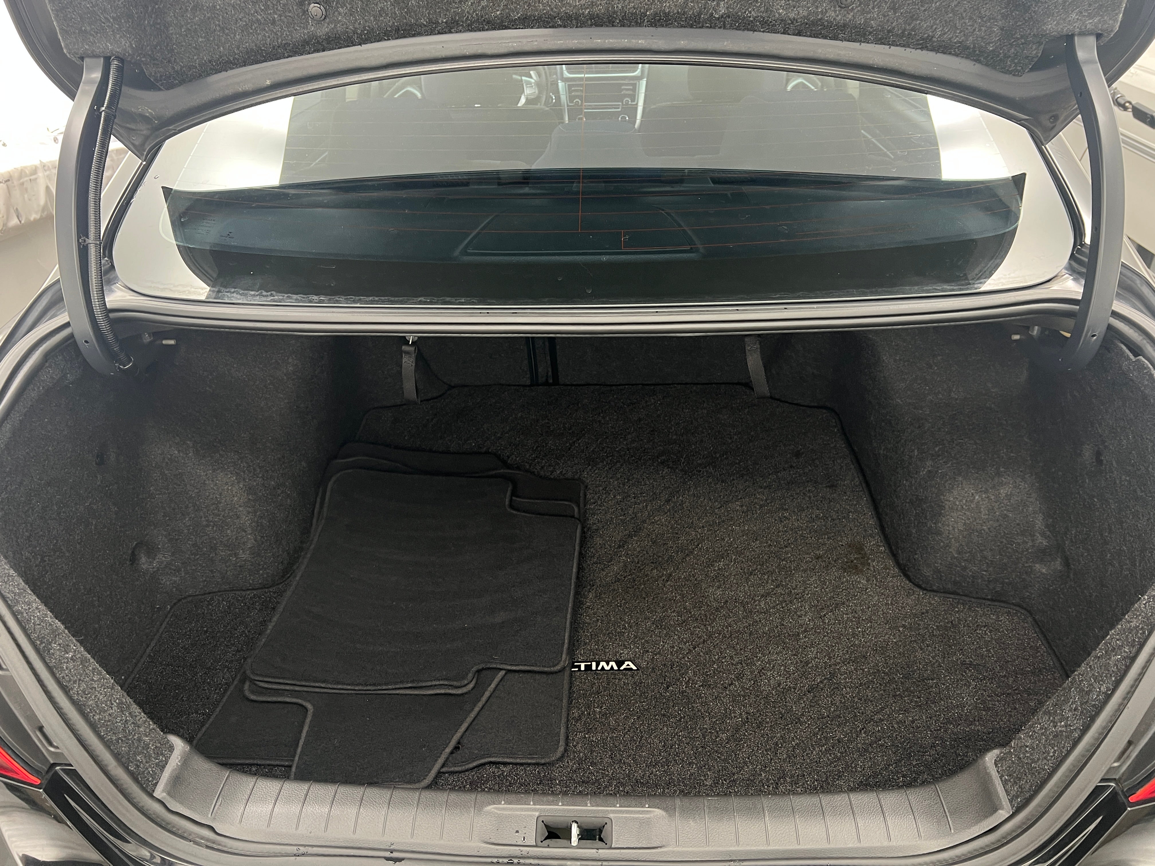 2017 Nissan Altima SR 7
