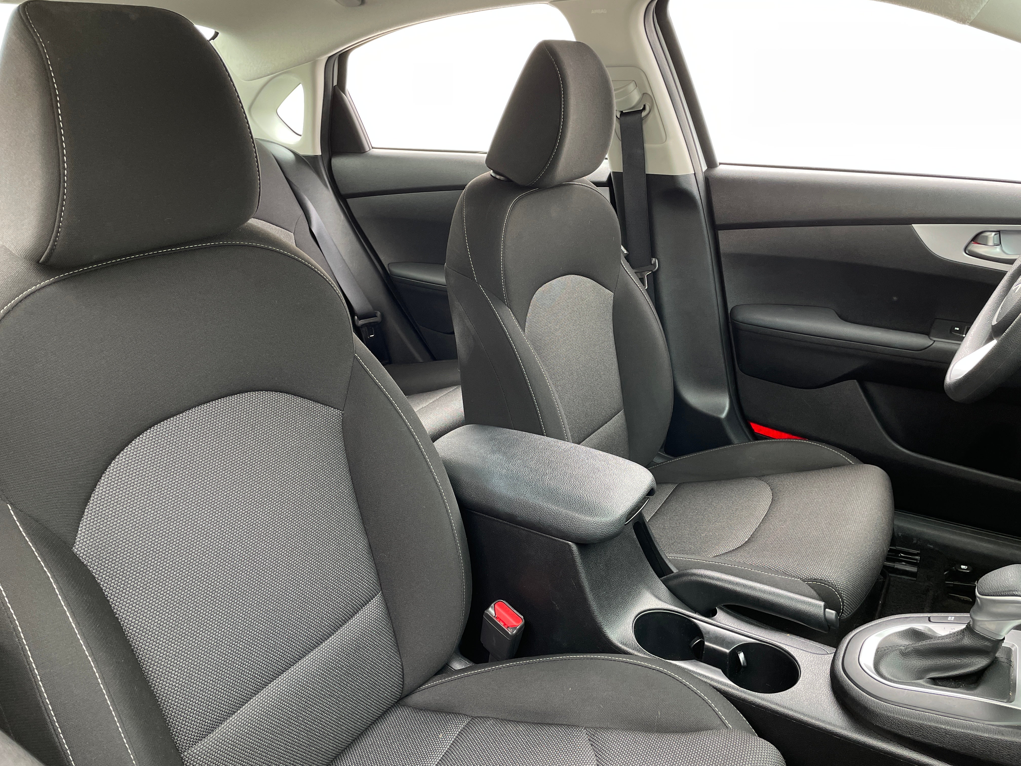 2024 Kia Forte LXS 2