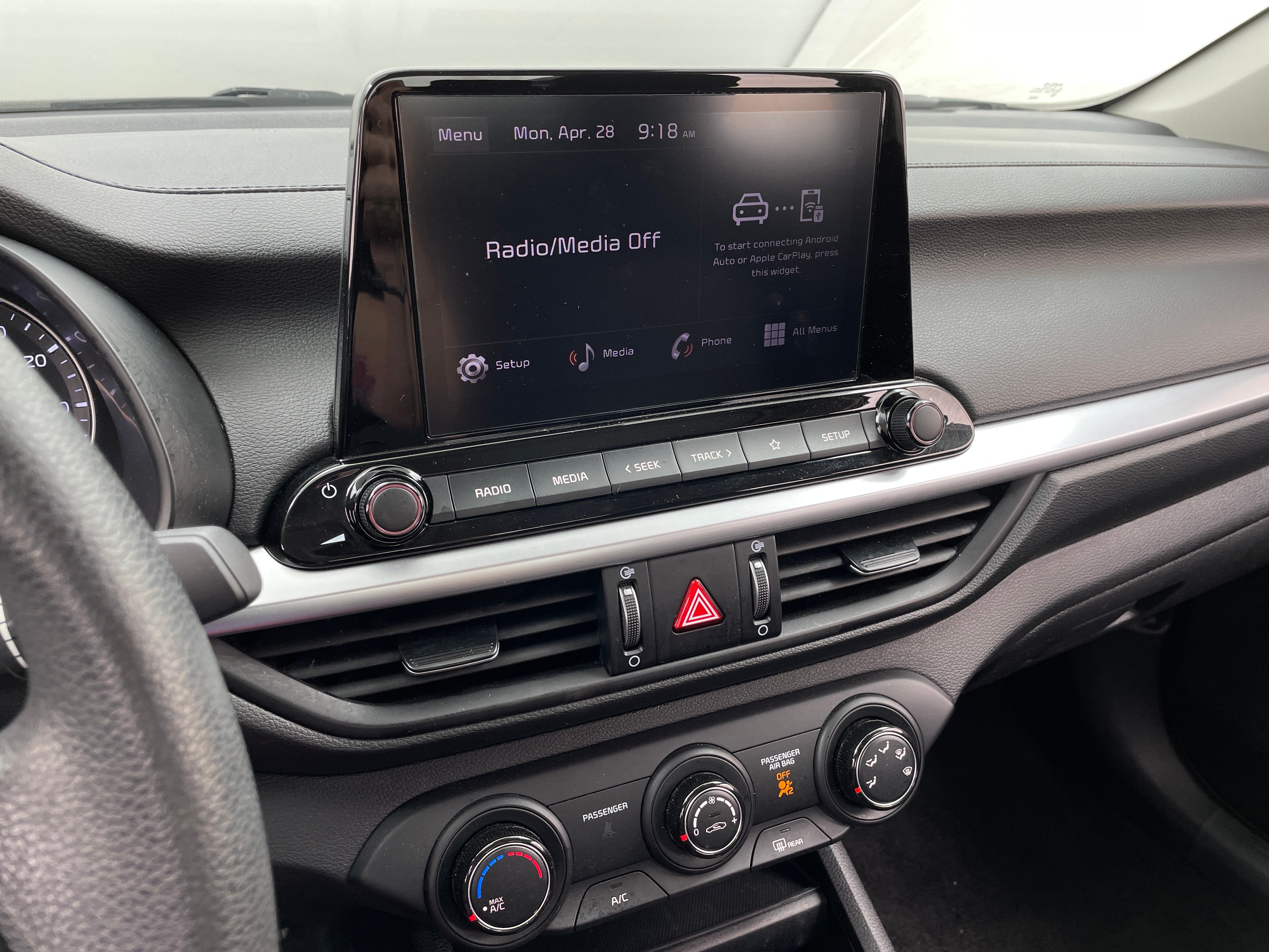 2024 Kia Forte LXS 4