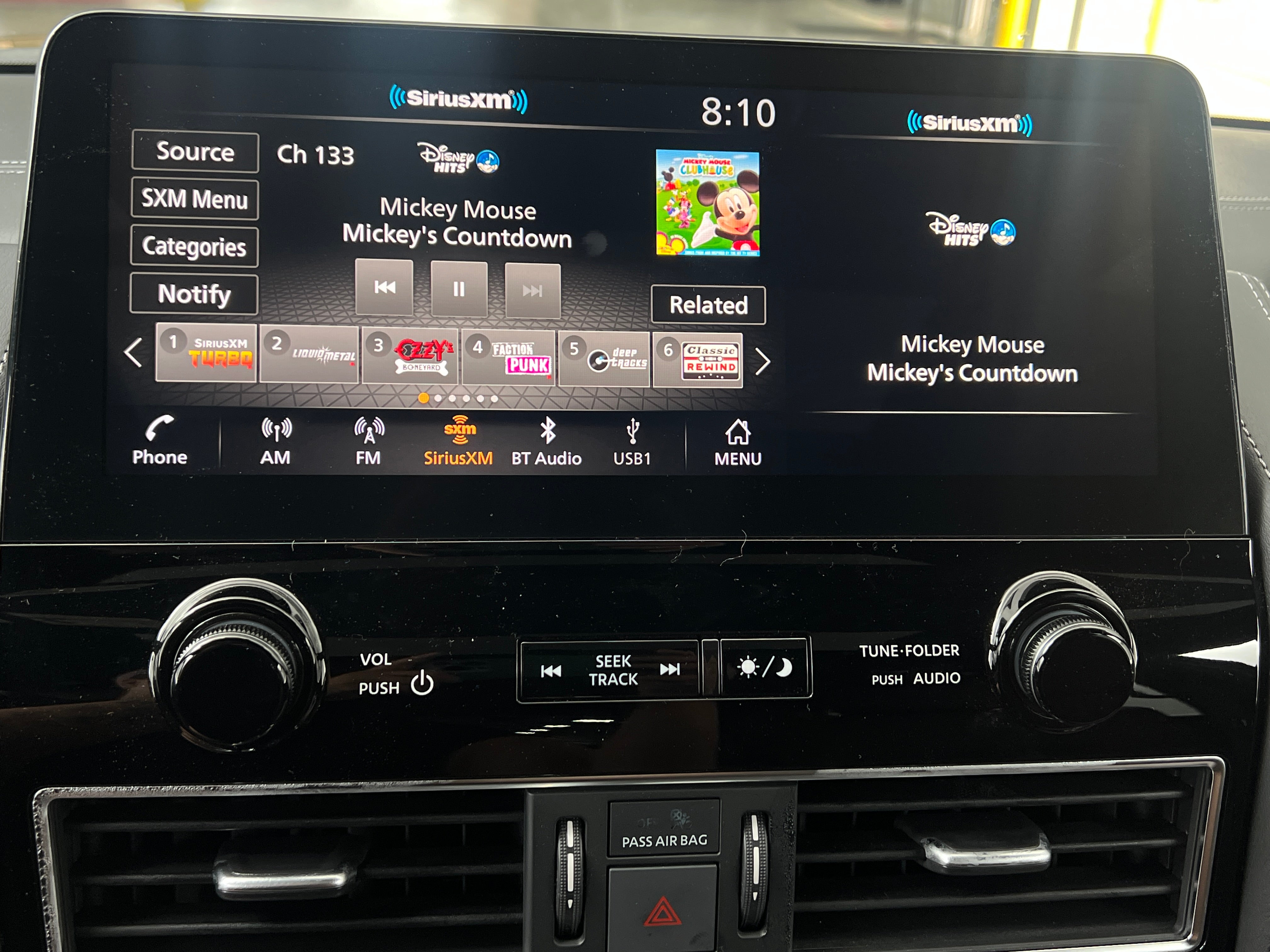 2024 Nissan Armada Platinum Edition 3