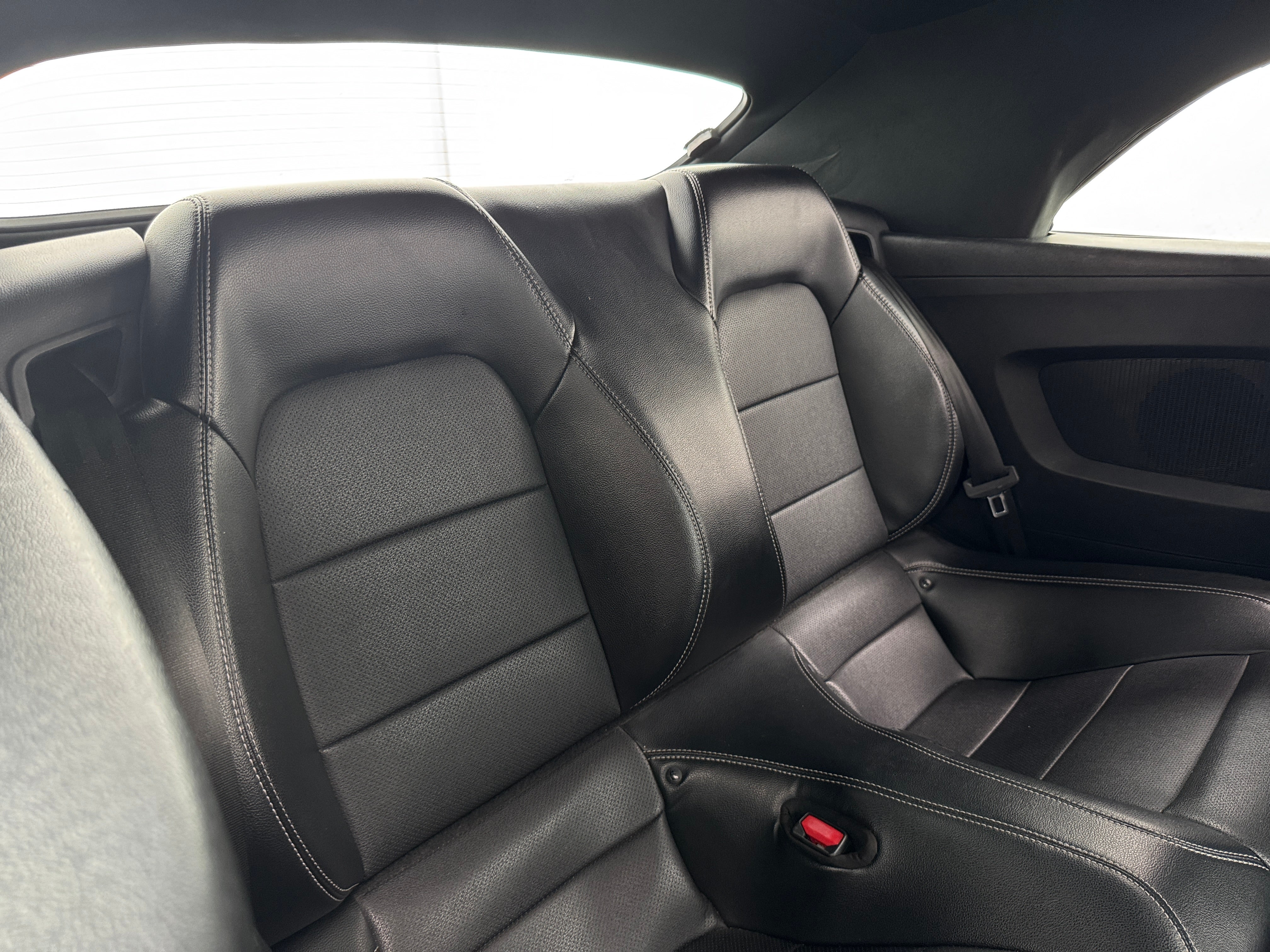 2022 Ford Mustang  6