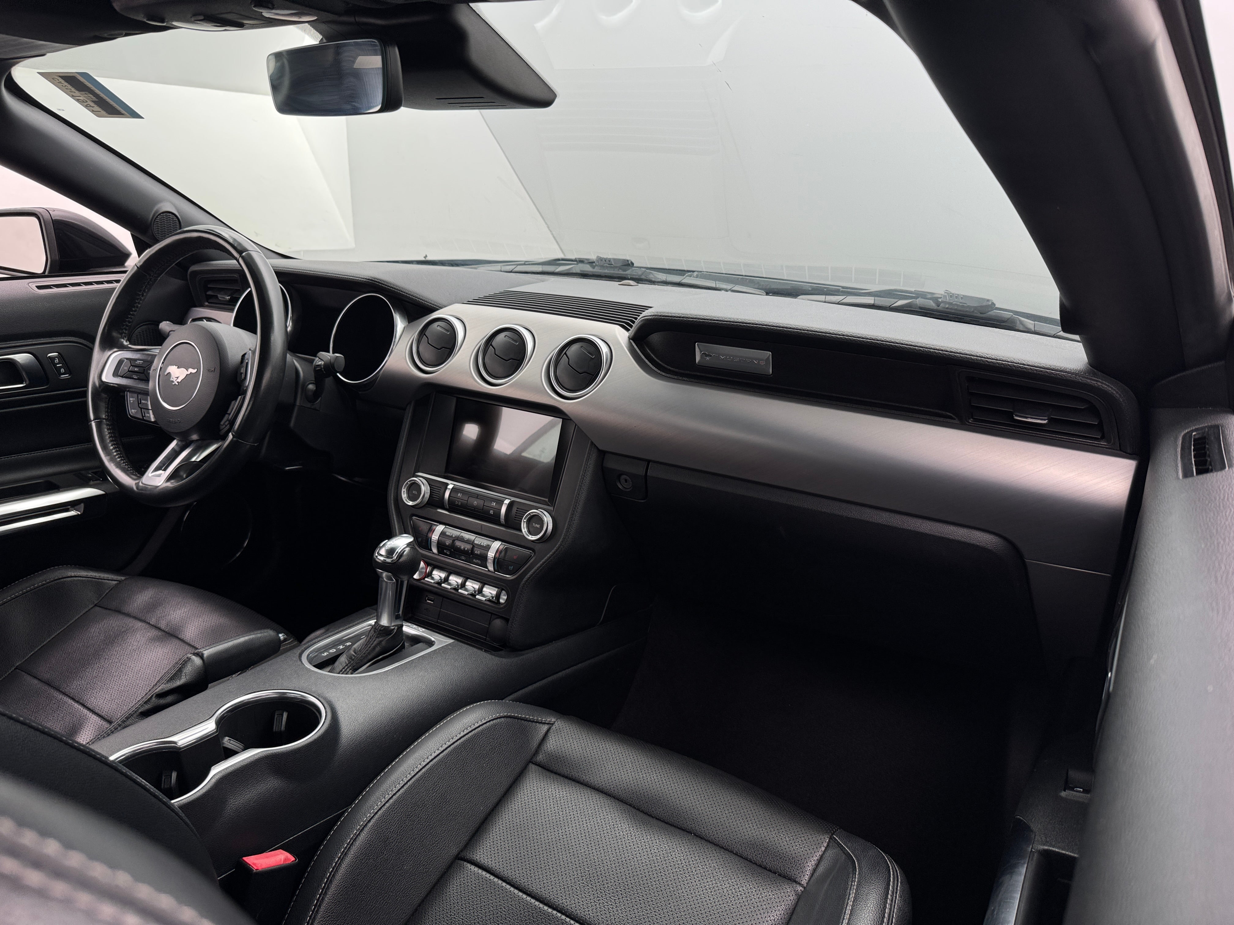 2022 Ford Mustang  3