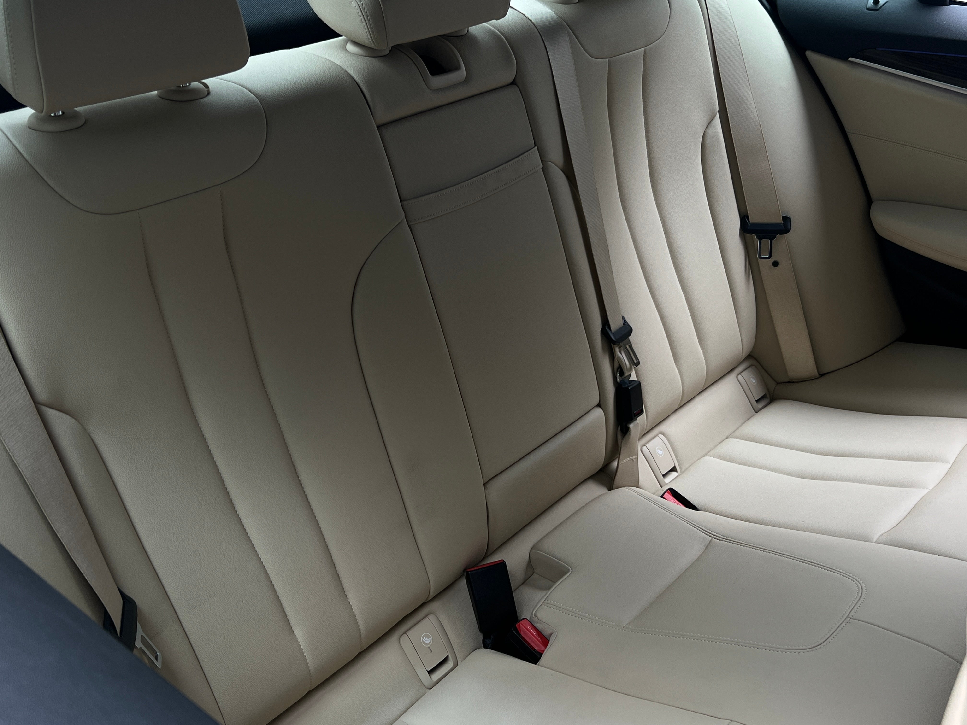 2018 BMW 5 Series 530e iPerformance 5