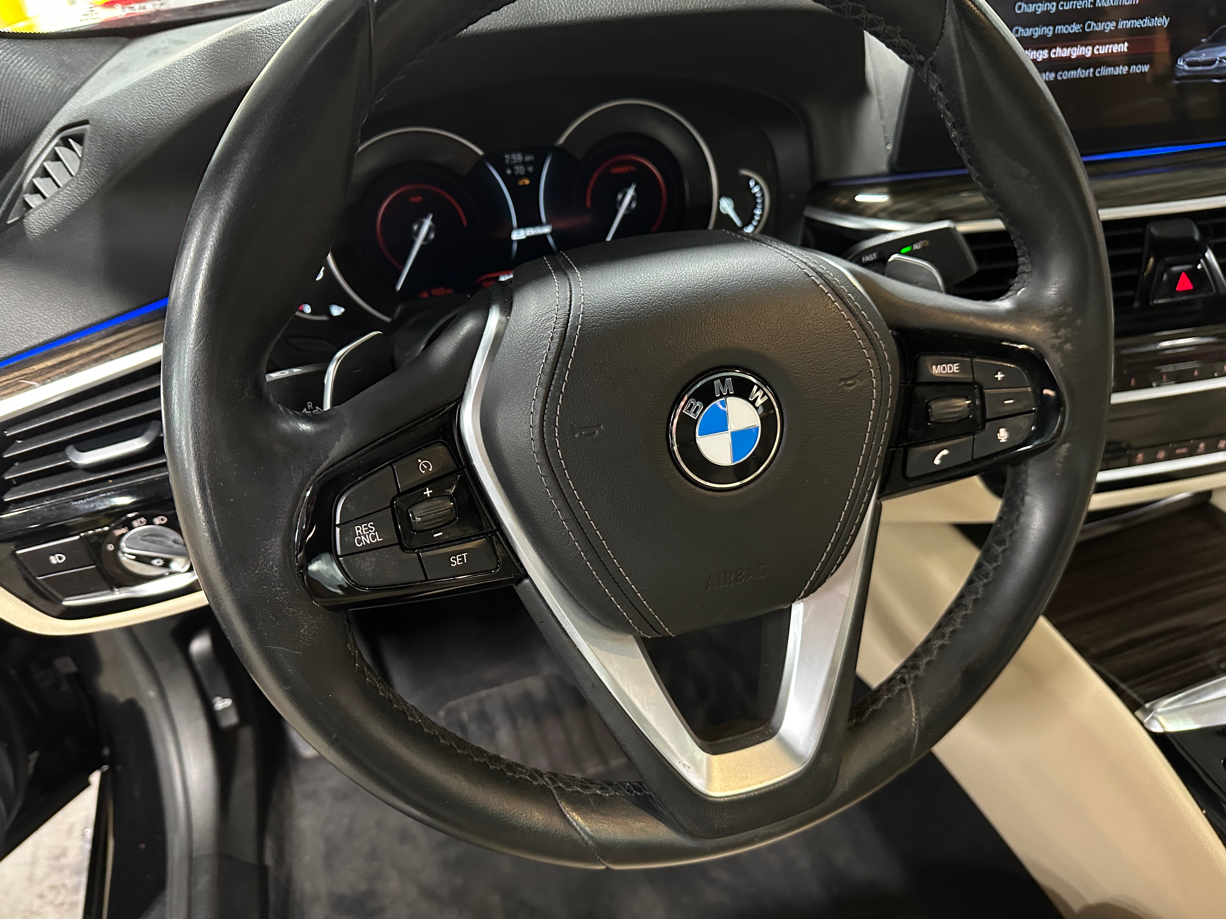 2018 BMW 5 Series 530e iPerformance 4