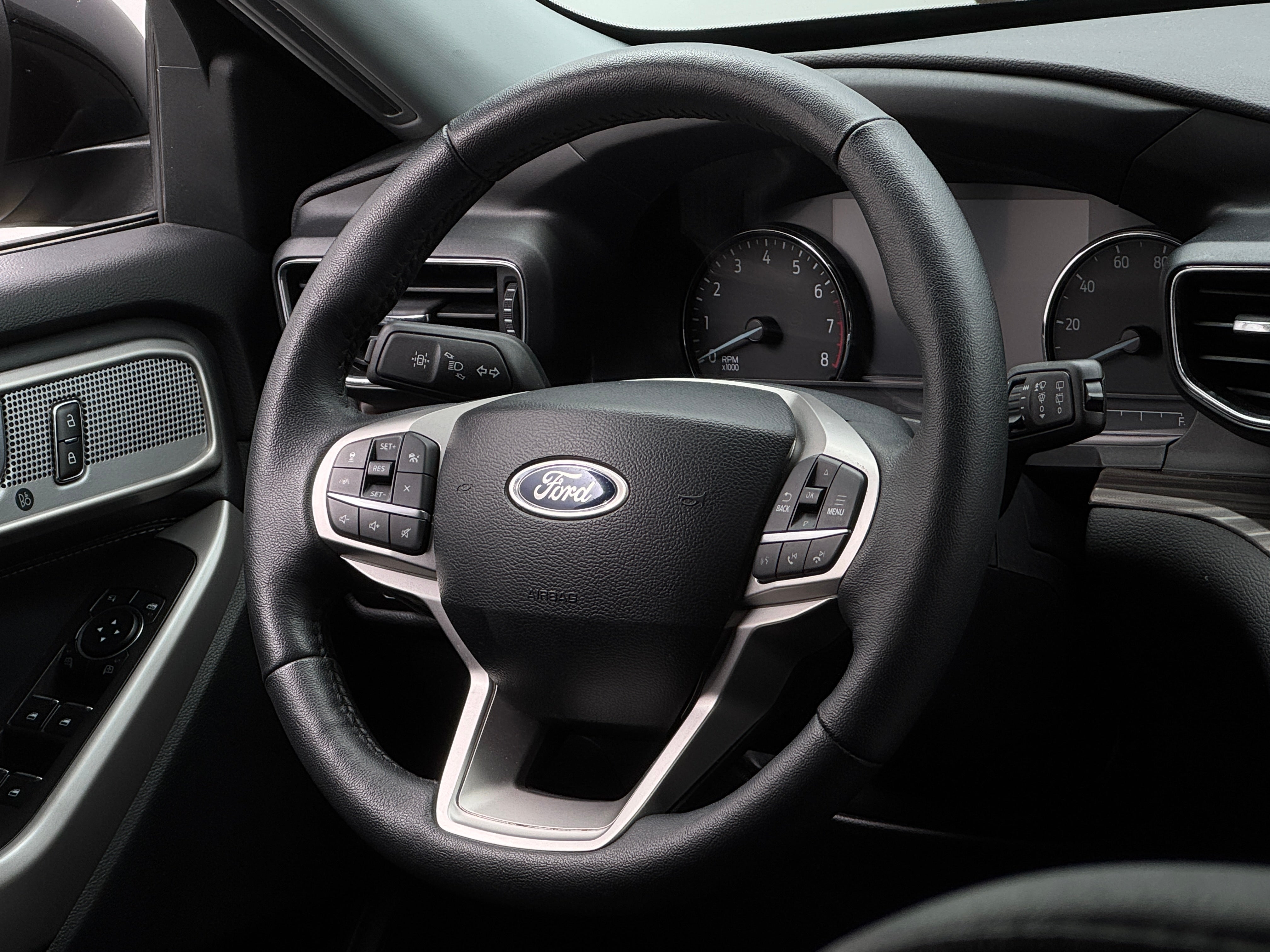 2024 Ford Explorer Limited 4