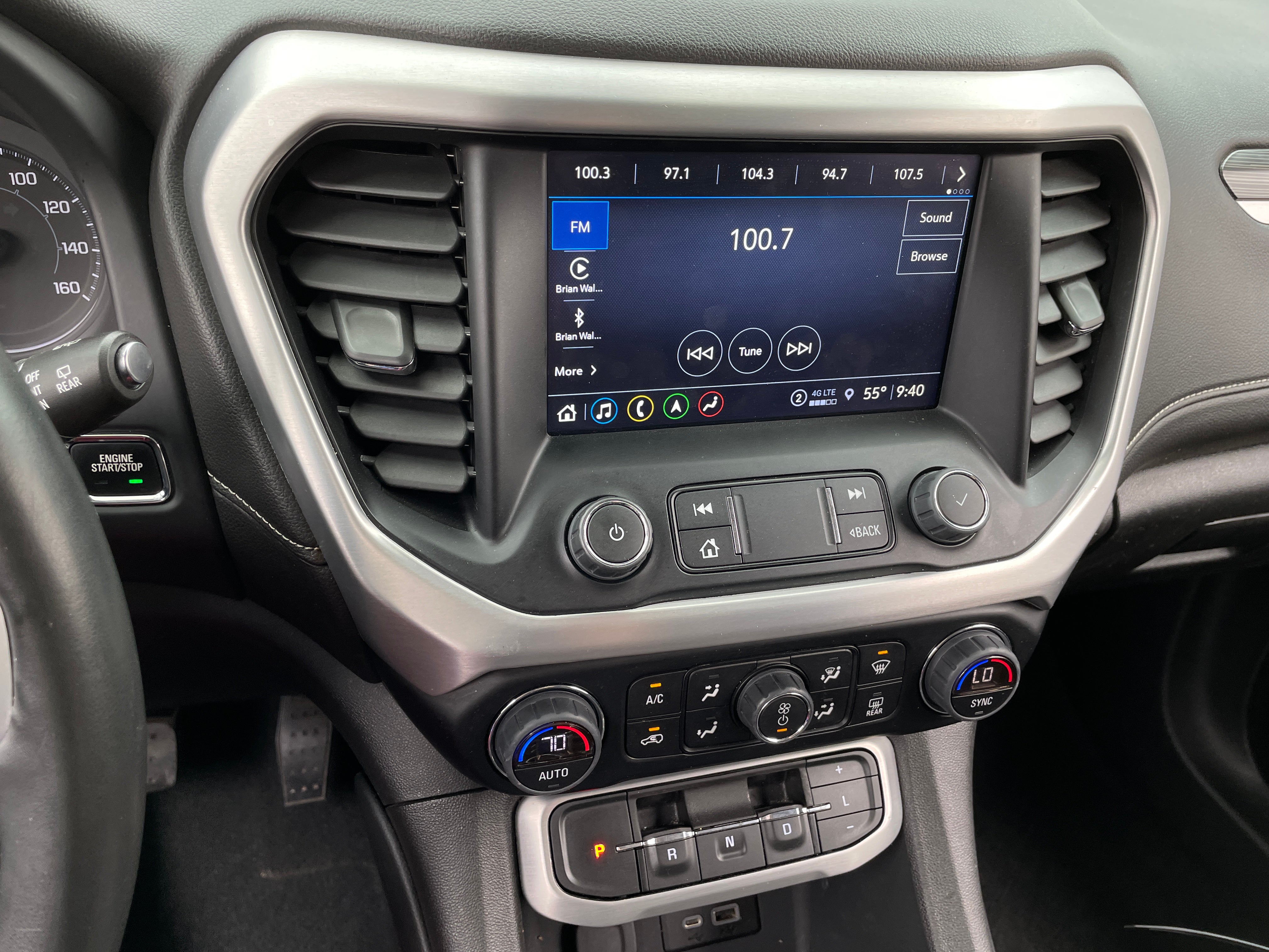 2023 GMC Acadia SLT 3