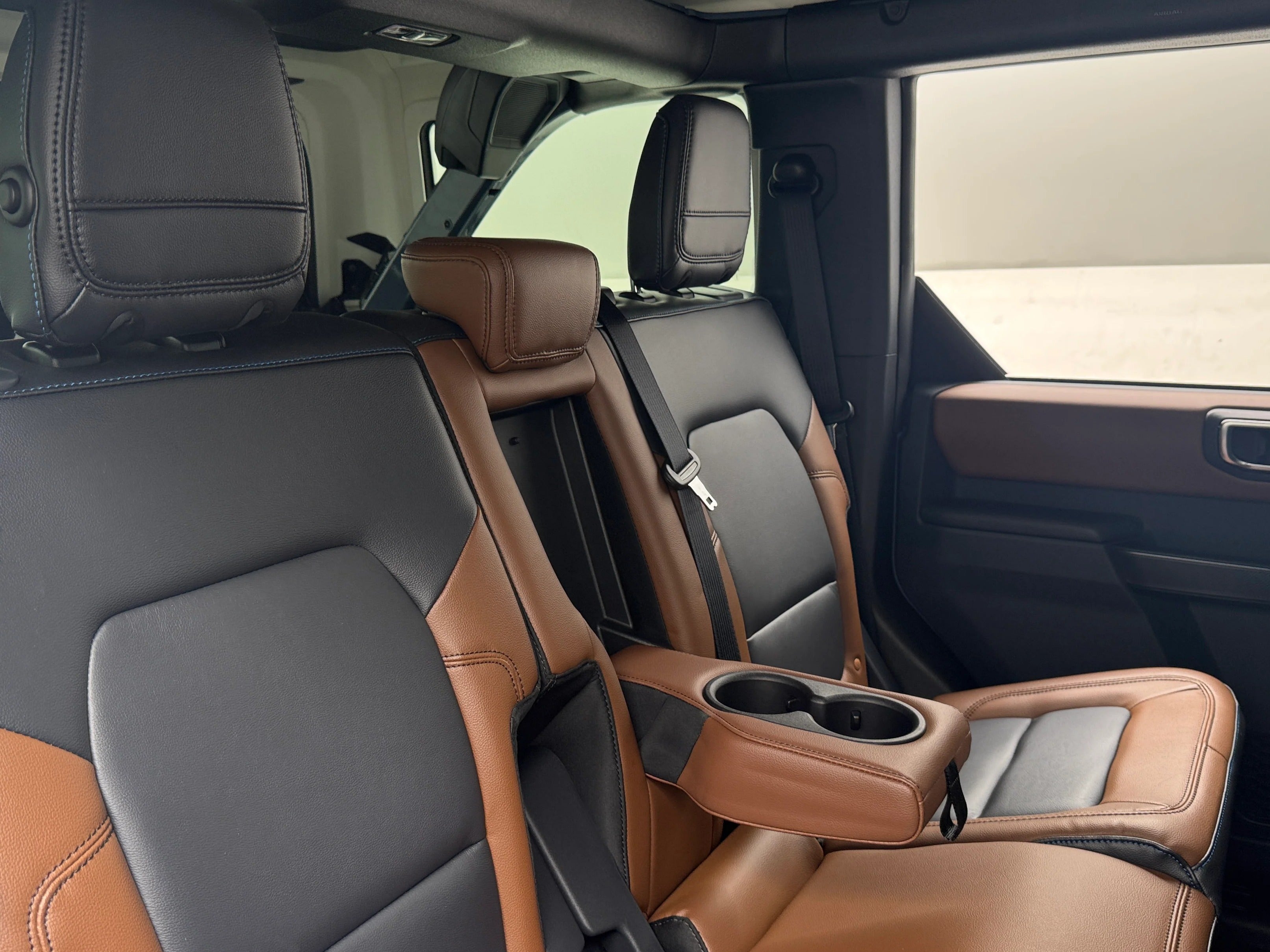 2024 Ford Bronco Outer Banks 5