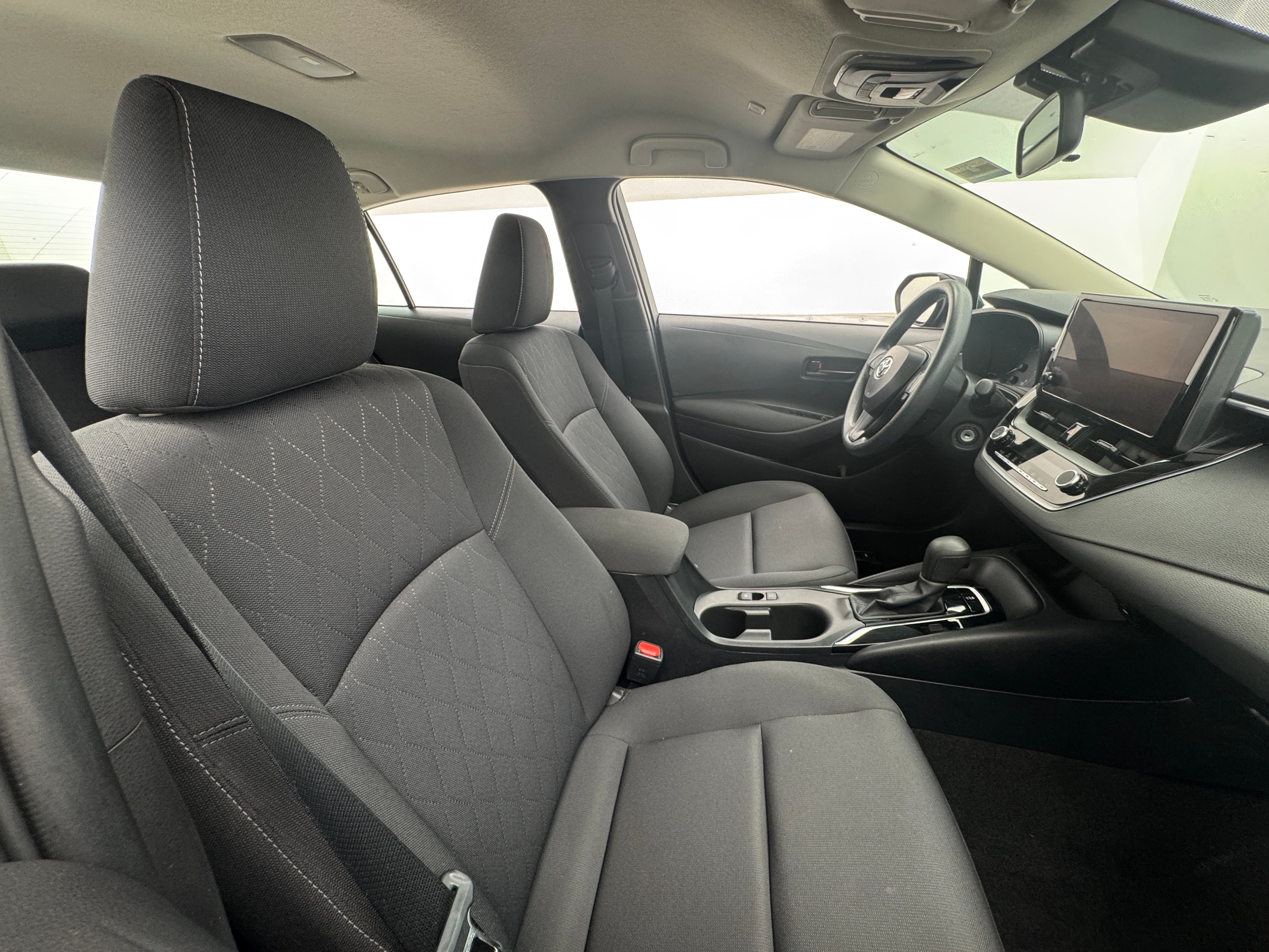 2024 Toyota Corolla LE 2