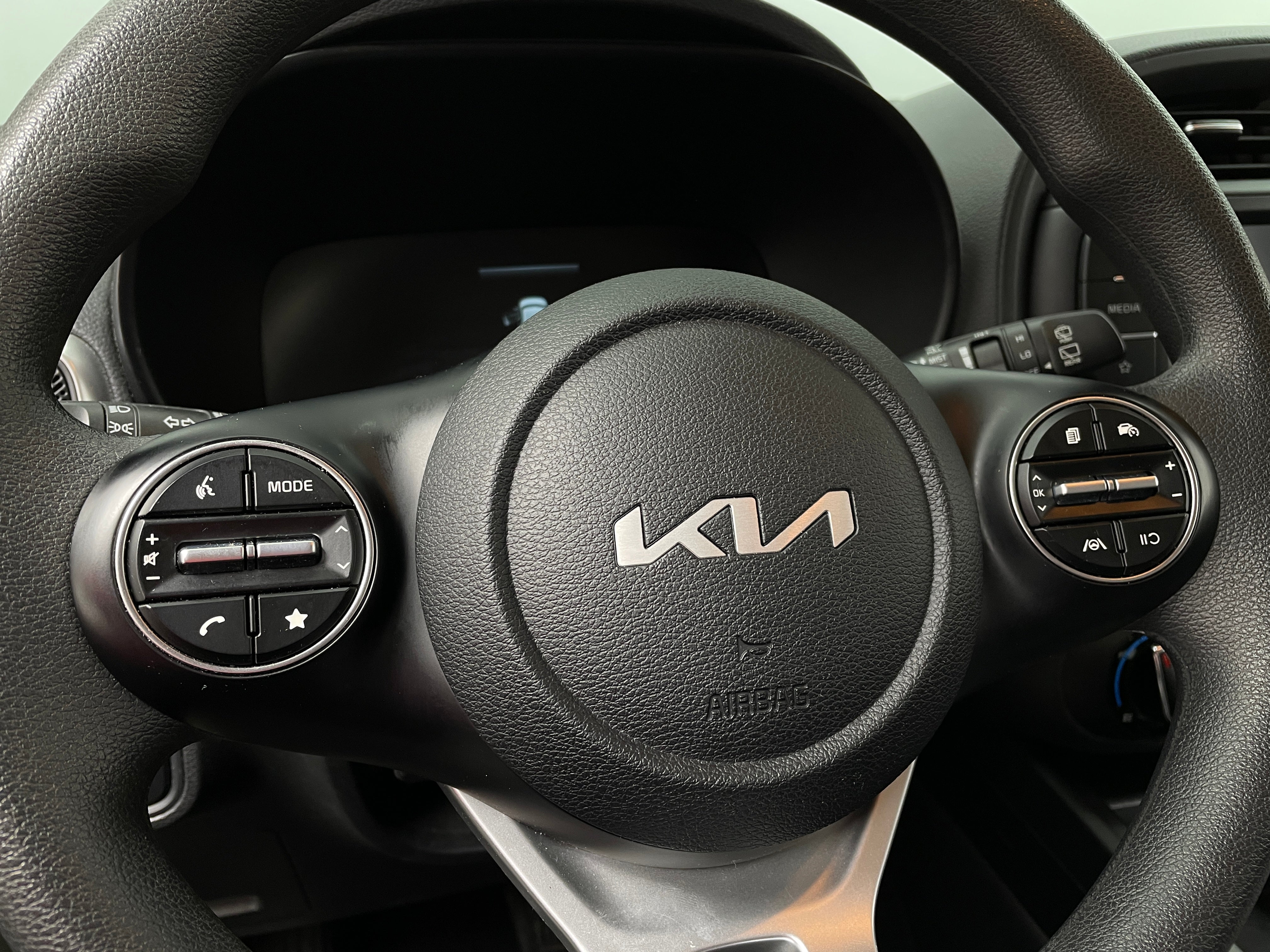 2023 Kia Soul LX 5