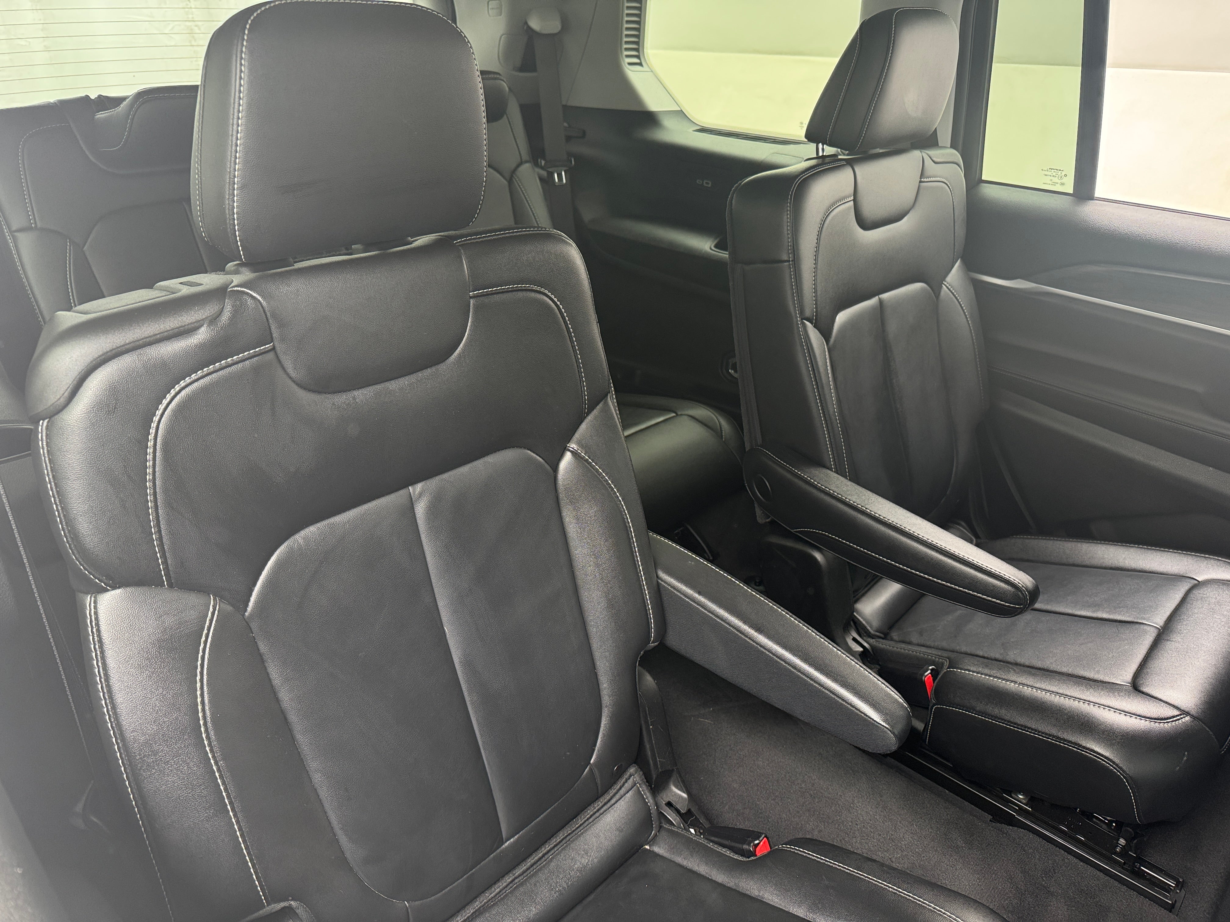 2022 Jeep Grand Cherokee L Limited Edition 5