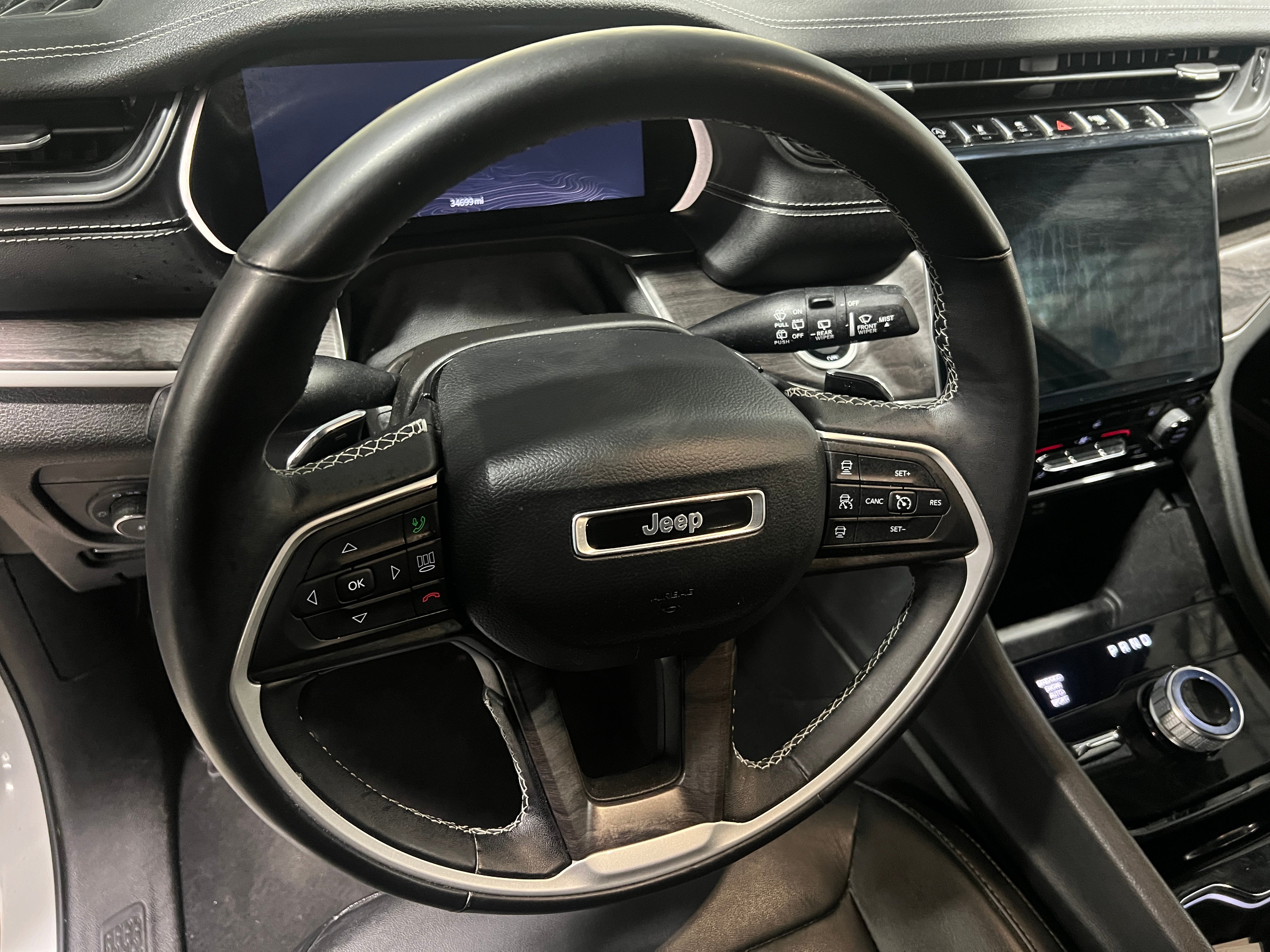 2022 Jeep Grand Cherokee L Limited Edition 4