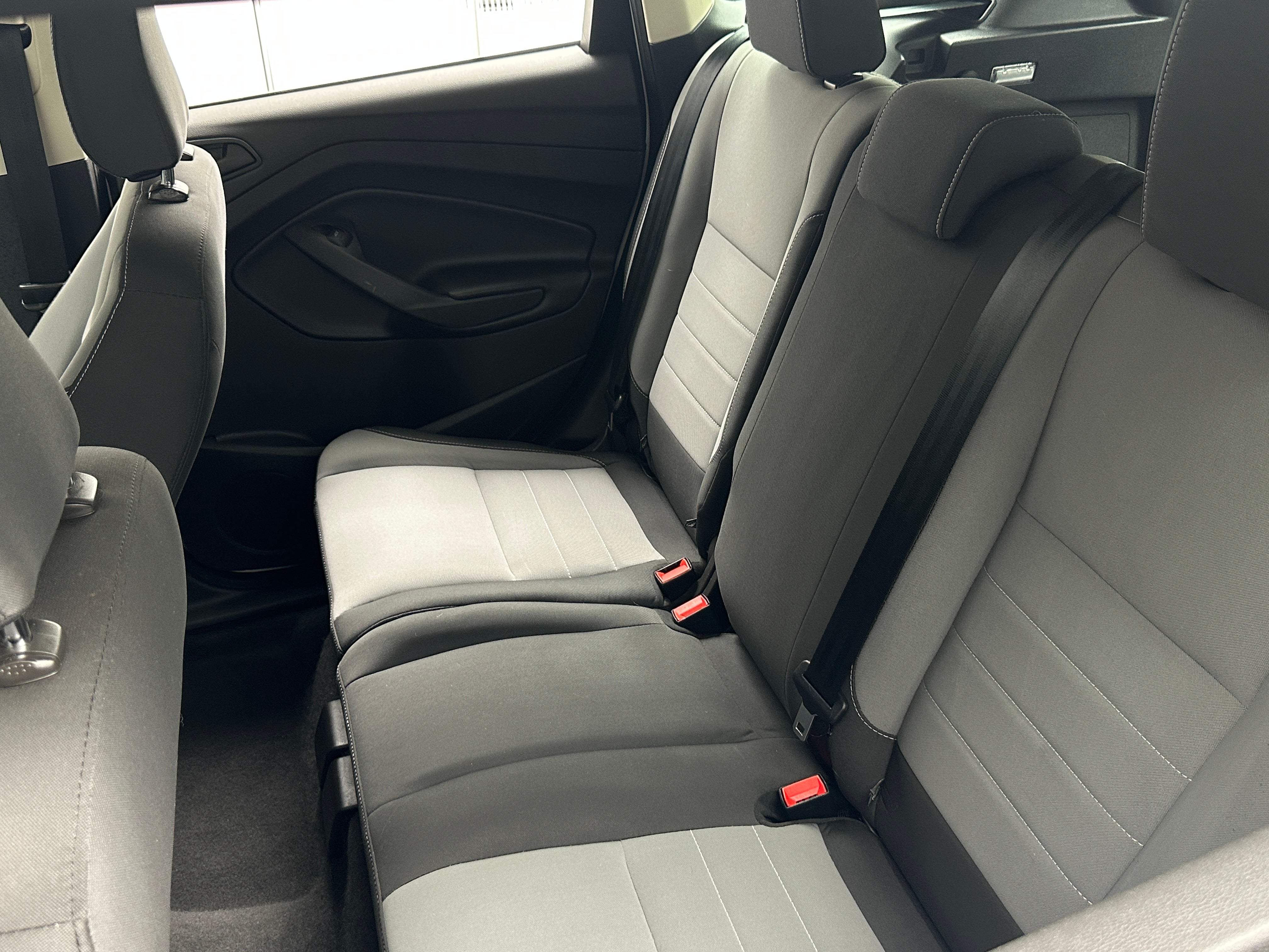 2019 Ford Escape S 6
