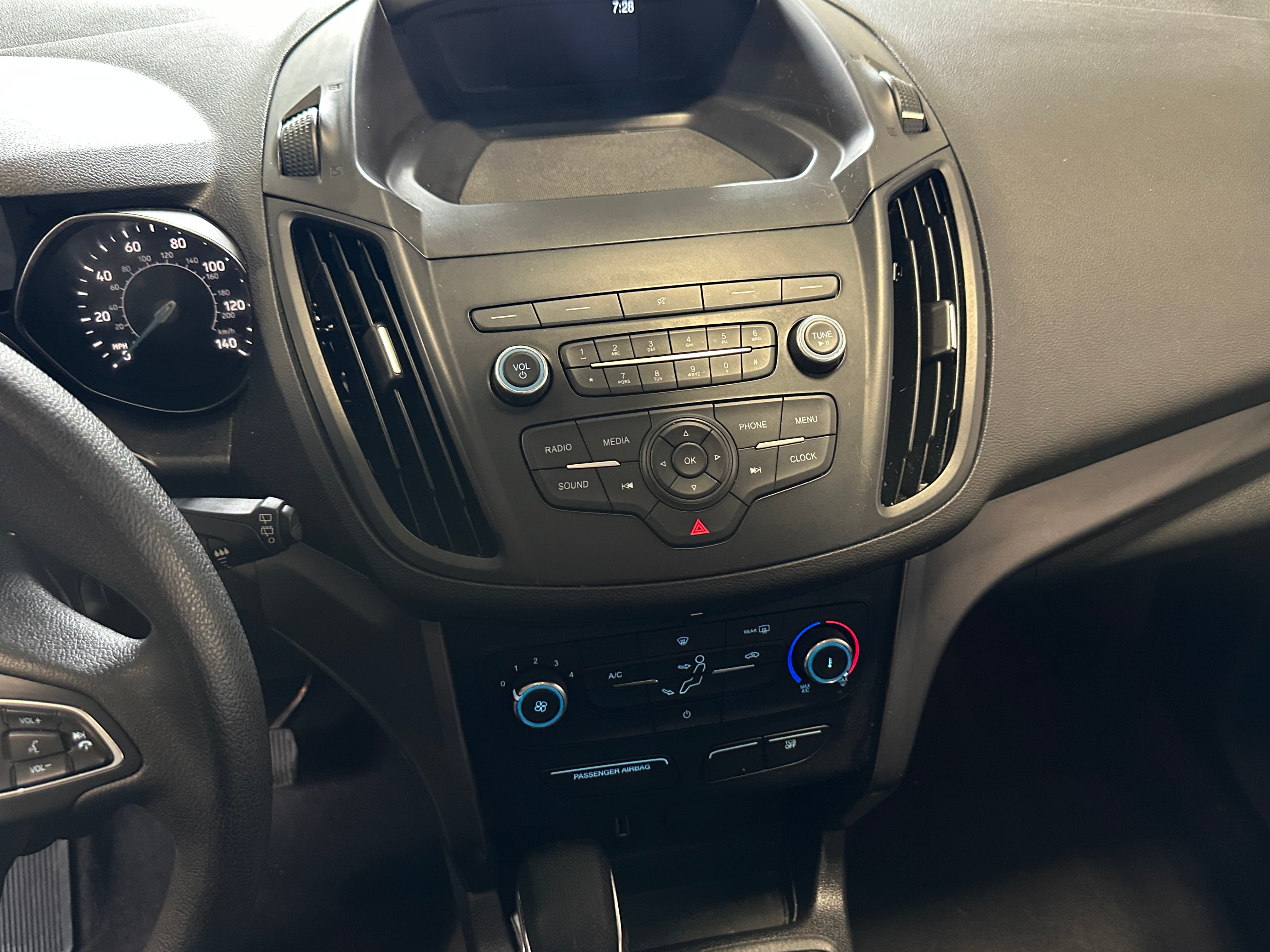 2019 Ford Escape S 4