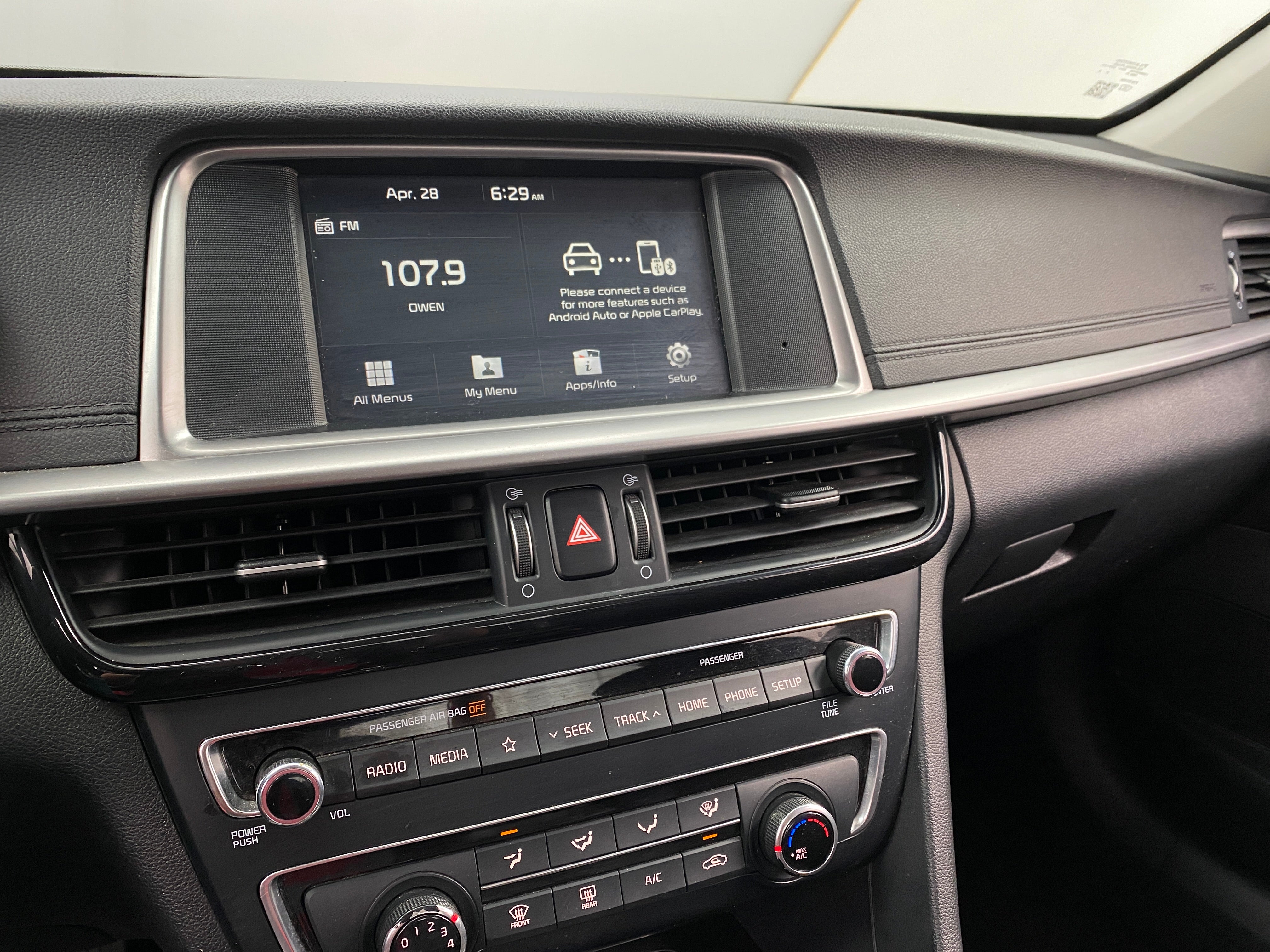 2019 Kia Optima LX 4