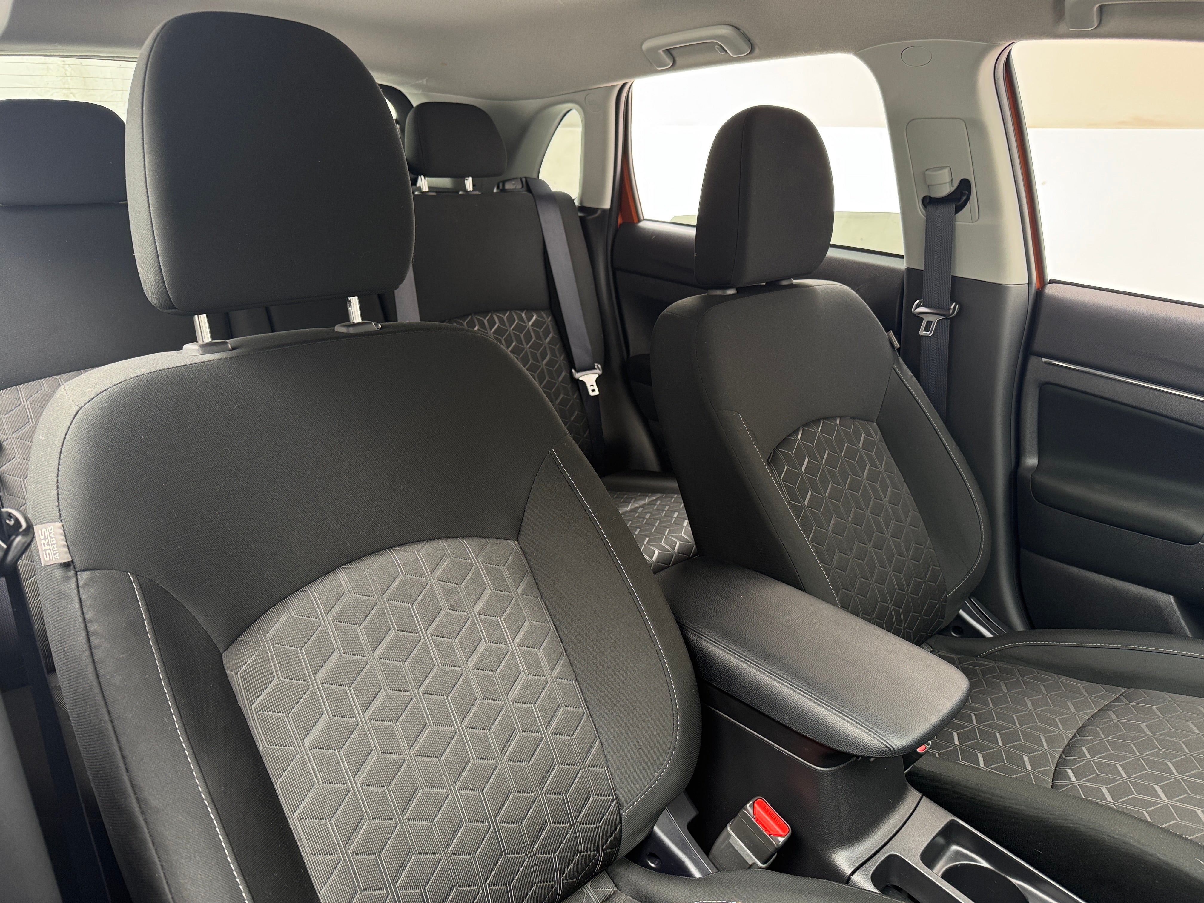 2023 Mitsubishi Outlander Sport ES 2