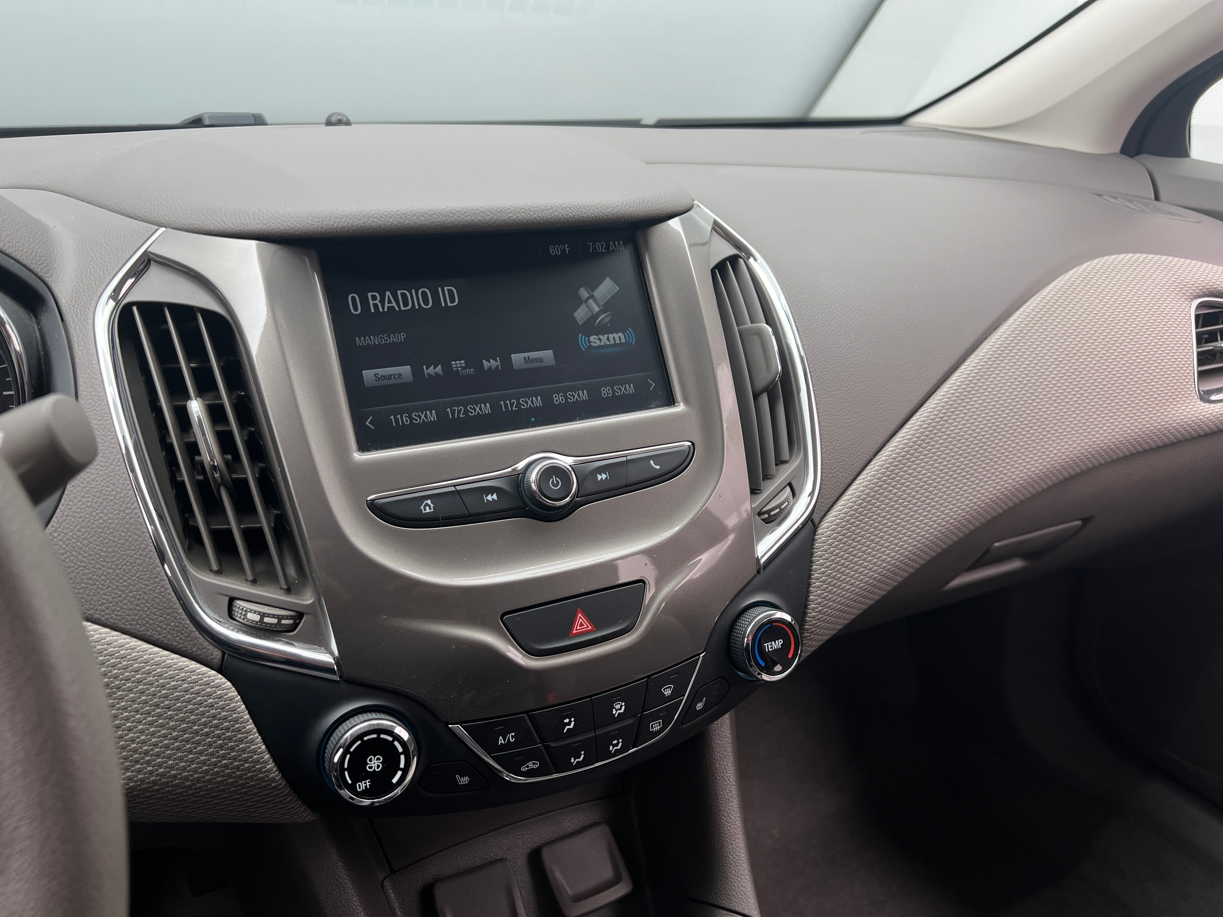 2017 Chevrolet Cruze LT 4
