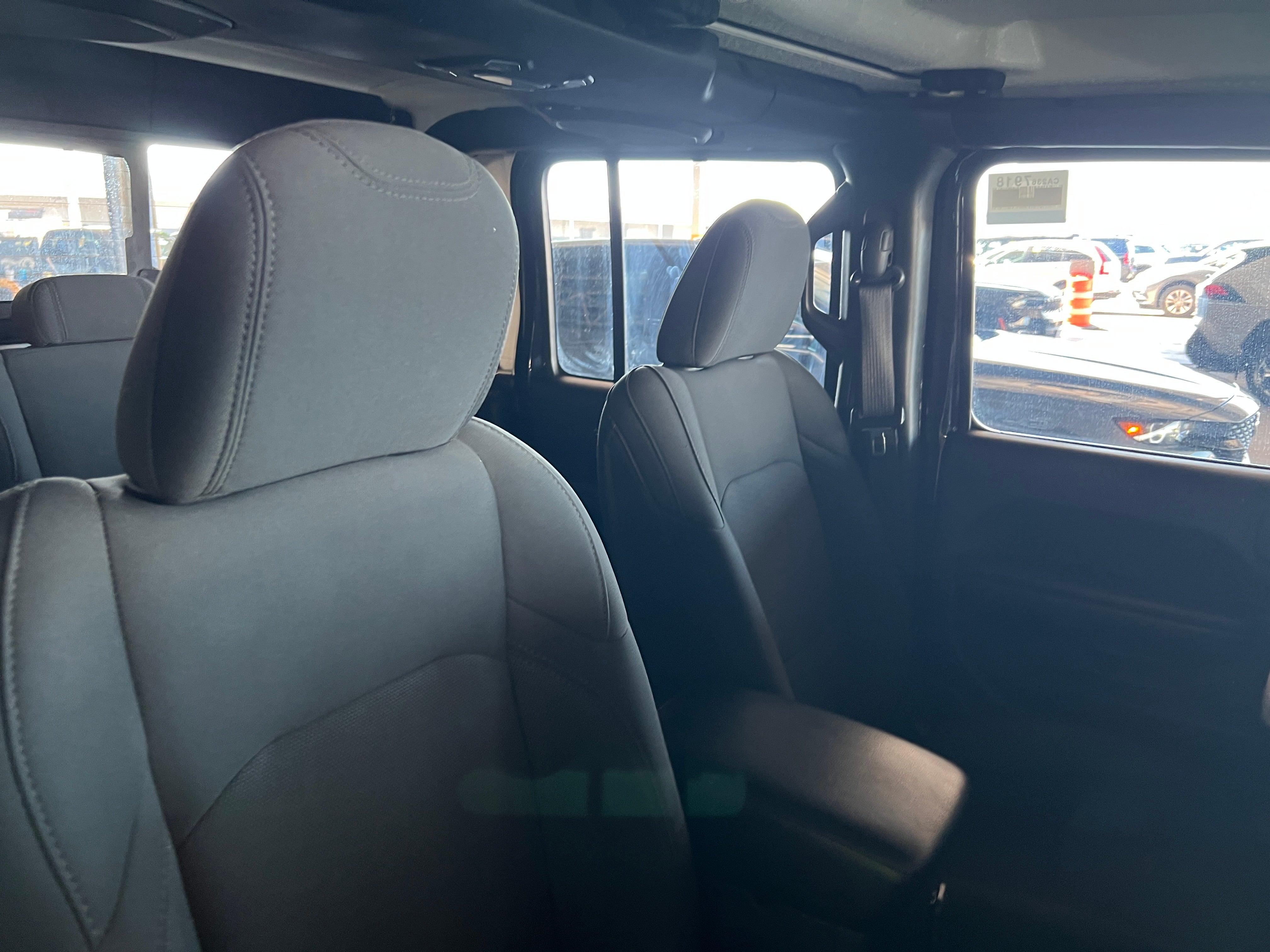 2021 Jeep Gladiator Sport 2