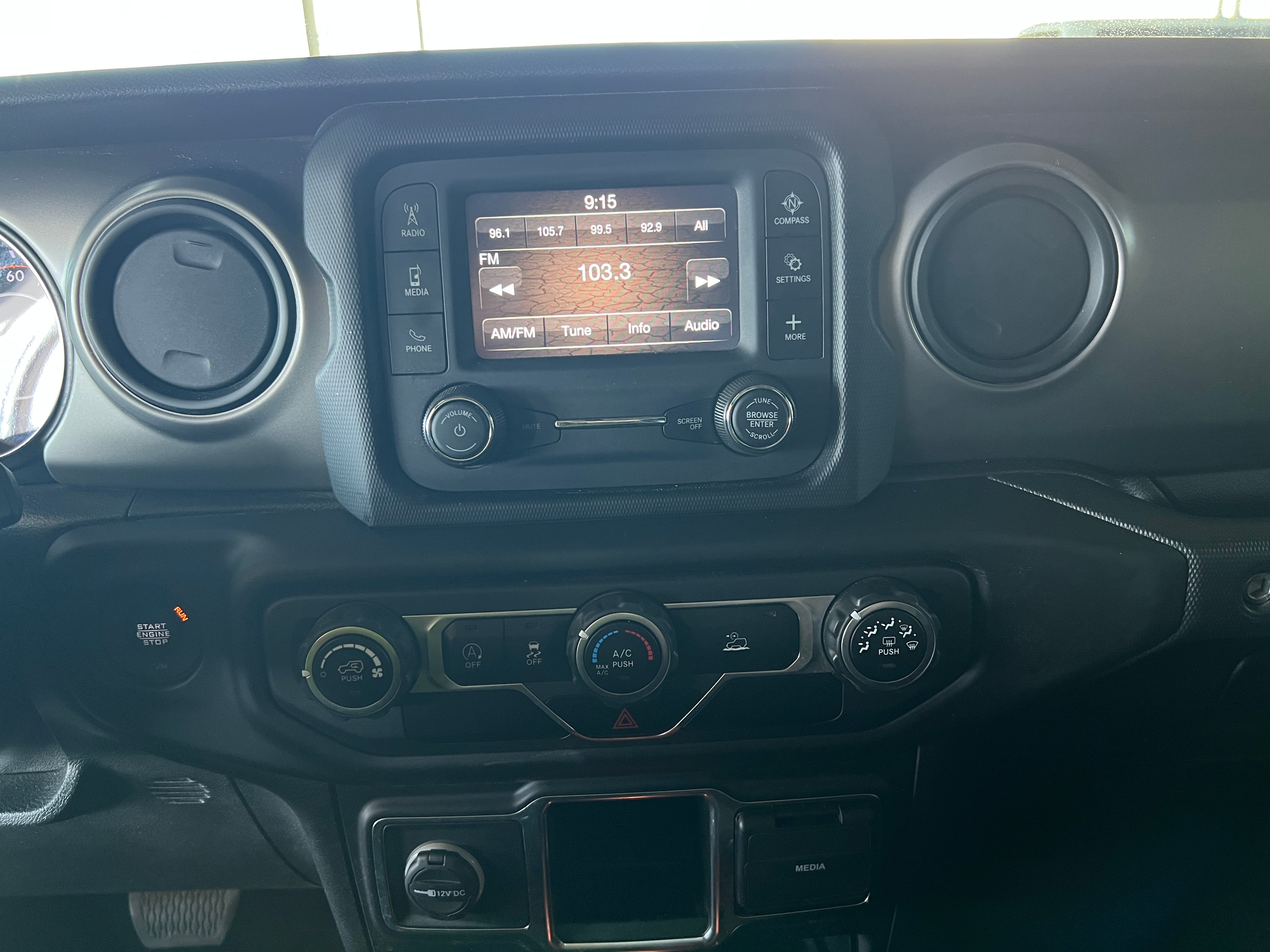2021 Jeep Gladiator Sport 4