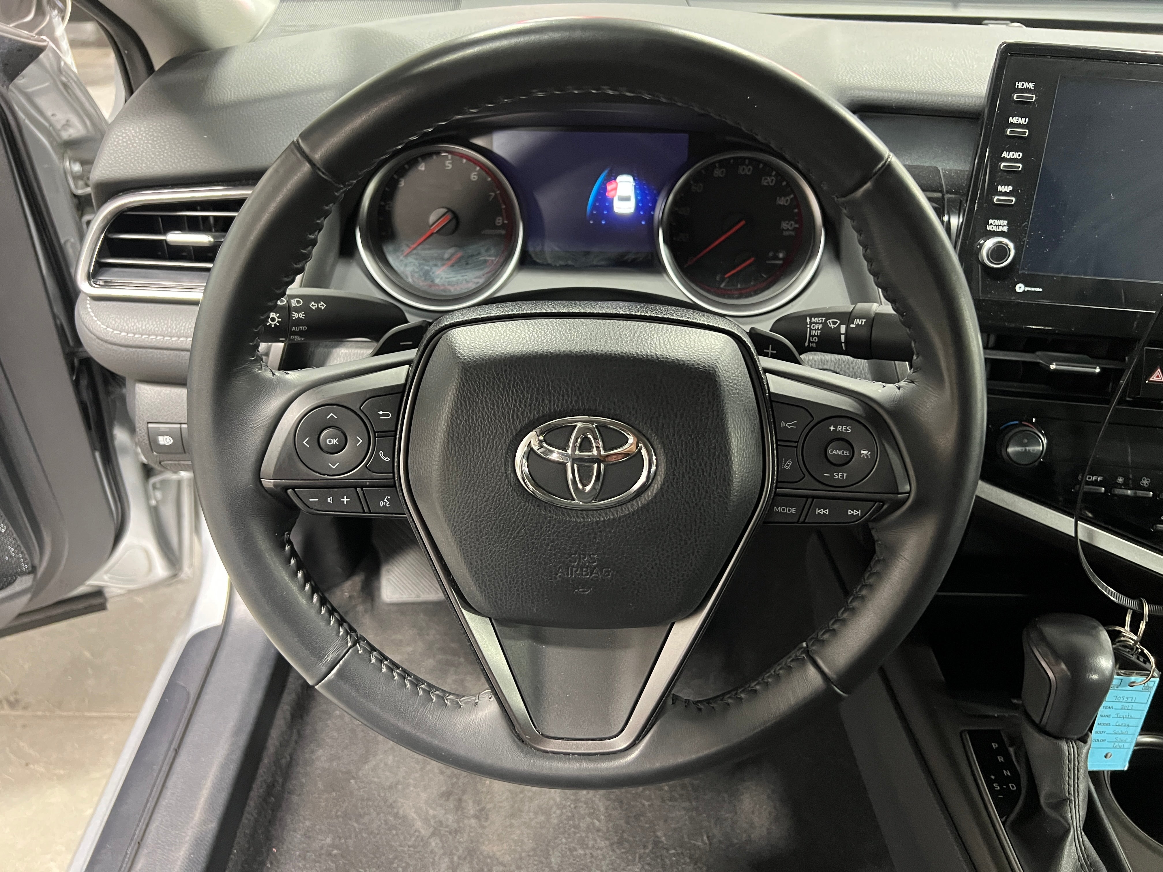 2022 Toyota Camry XSE 4