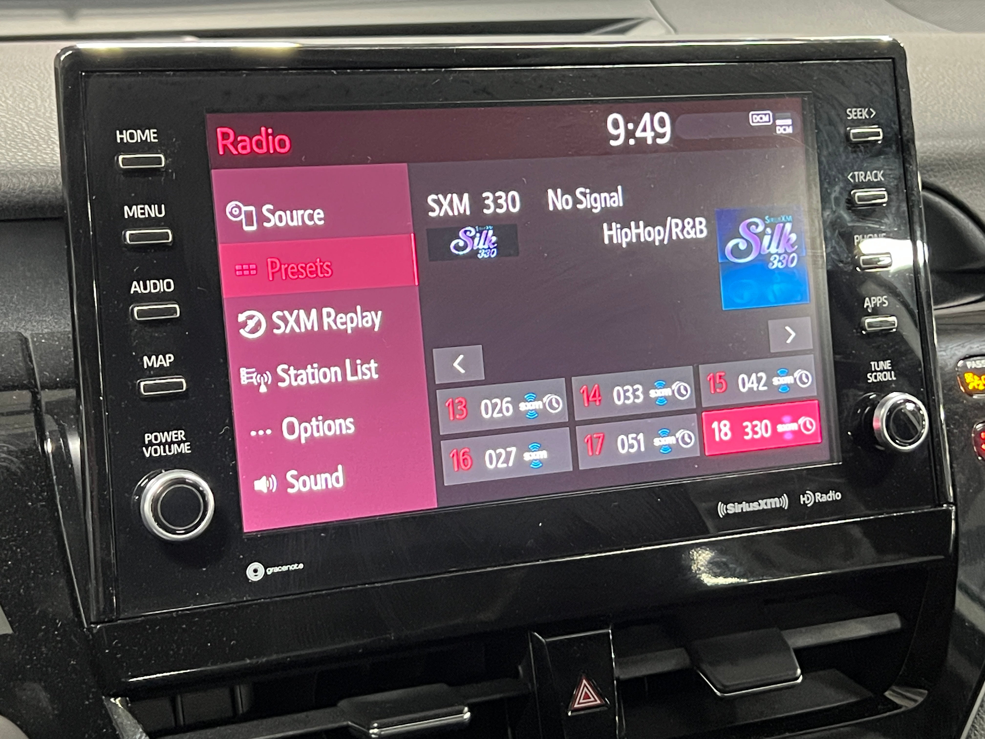 2022 Toyota Camry XSE 3