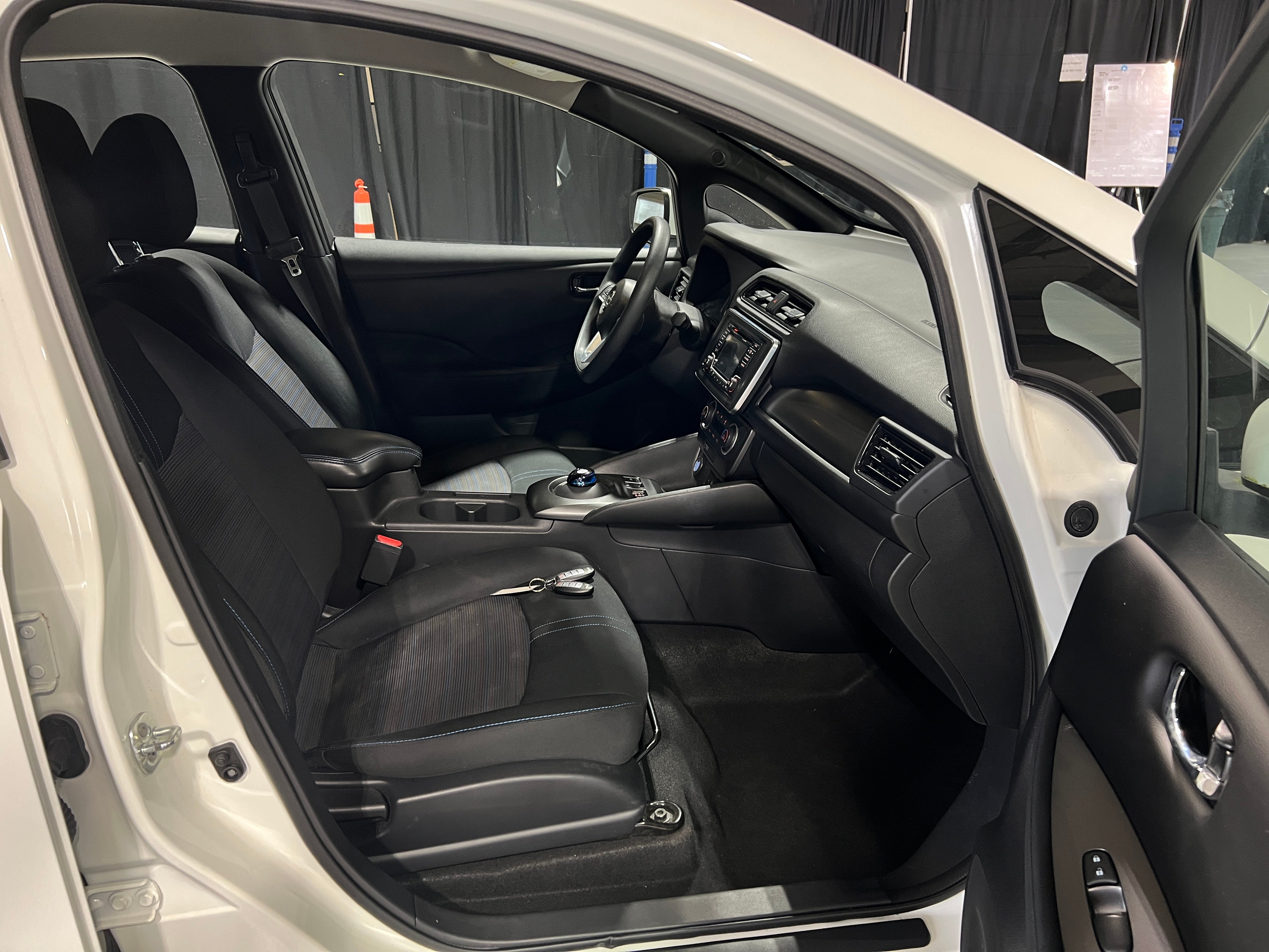 2018 Nissan Leaf S 2
