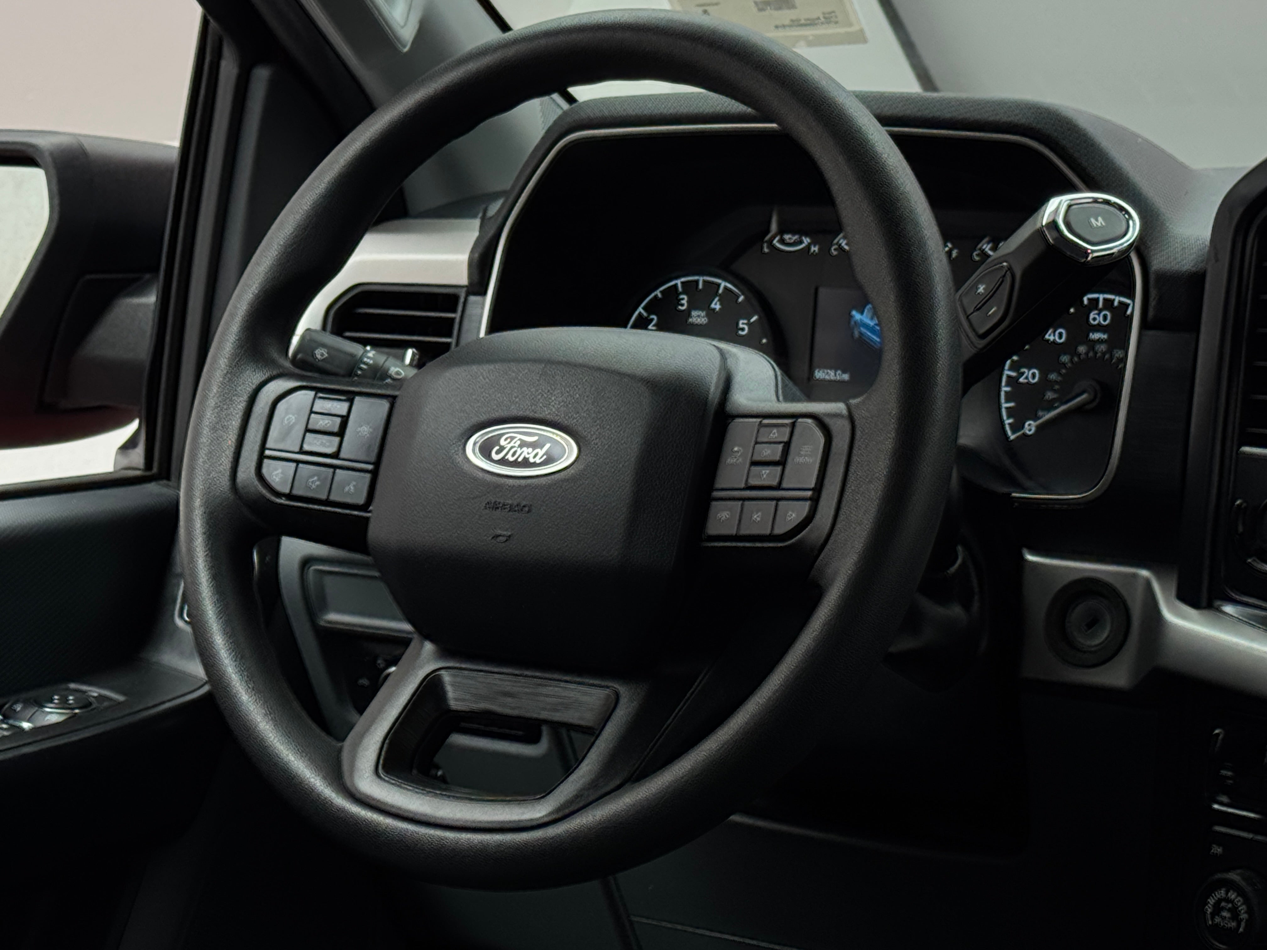 2021 Ford Econoline E-150 5