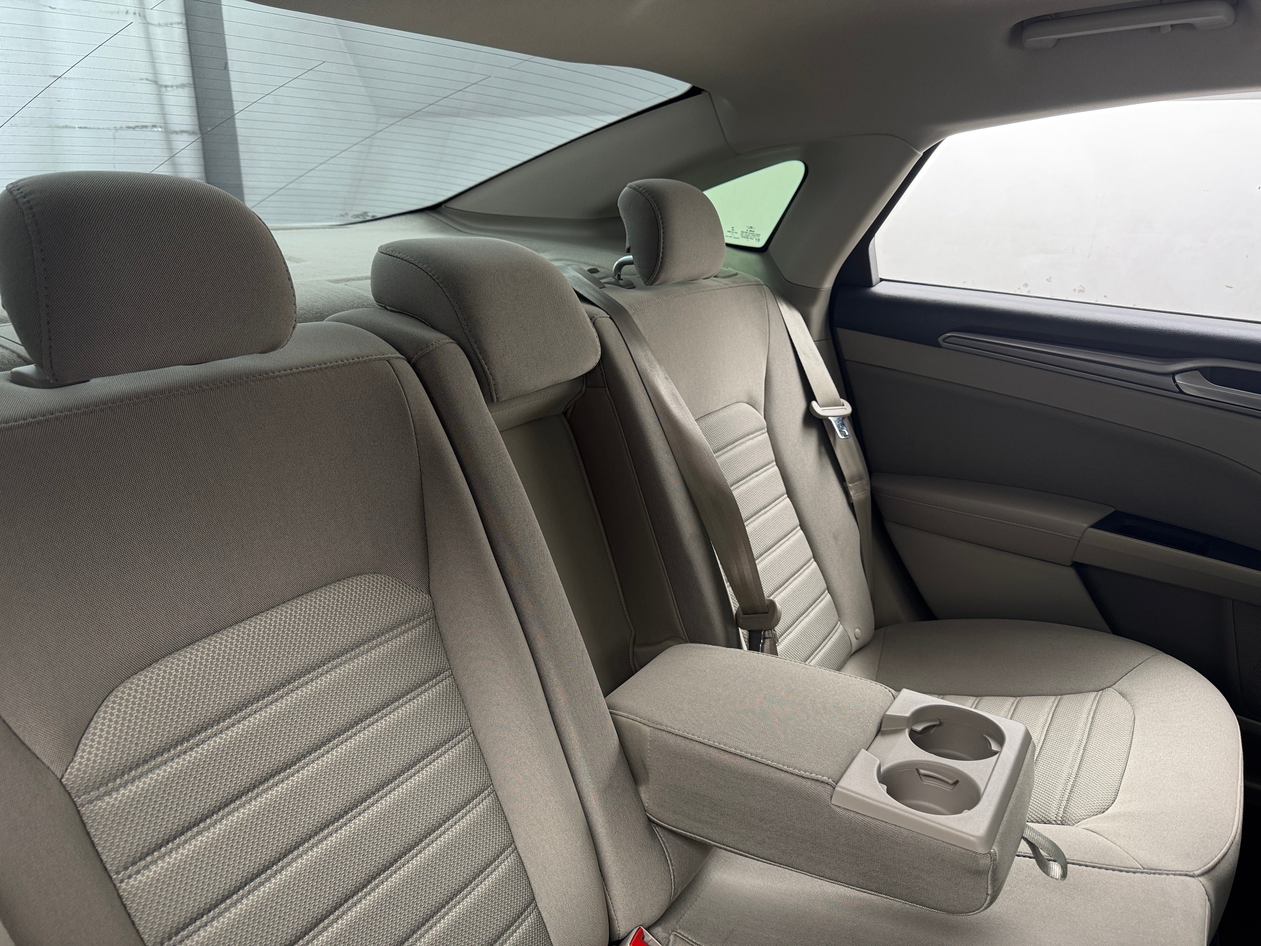 2019 Ford Fusion SE 6