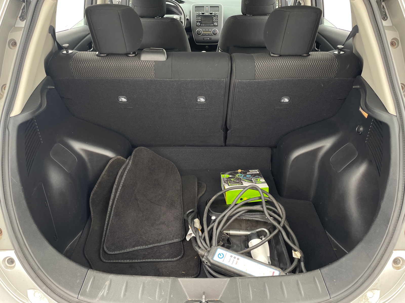 Thumbnail: 2015 Nissan Leaf - 7