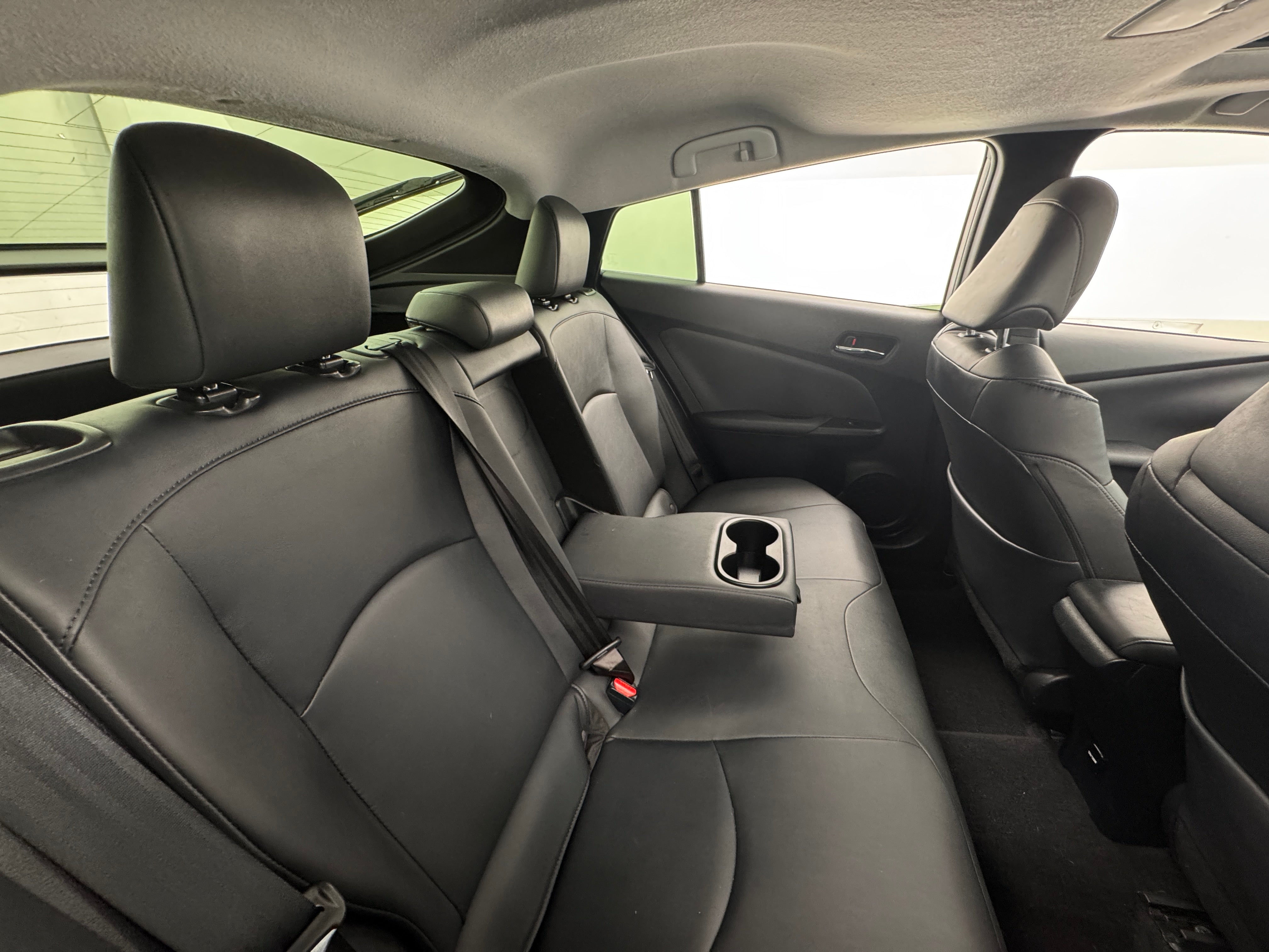 2017 Toyota Prius Four 5
