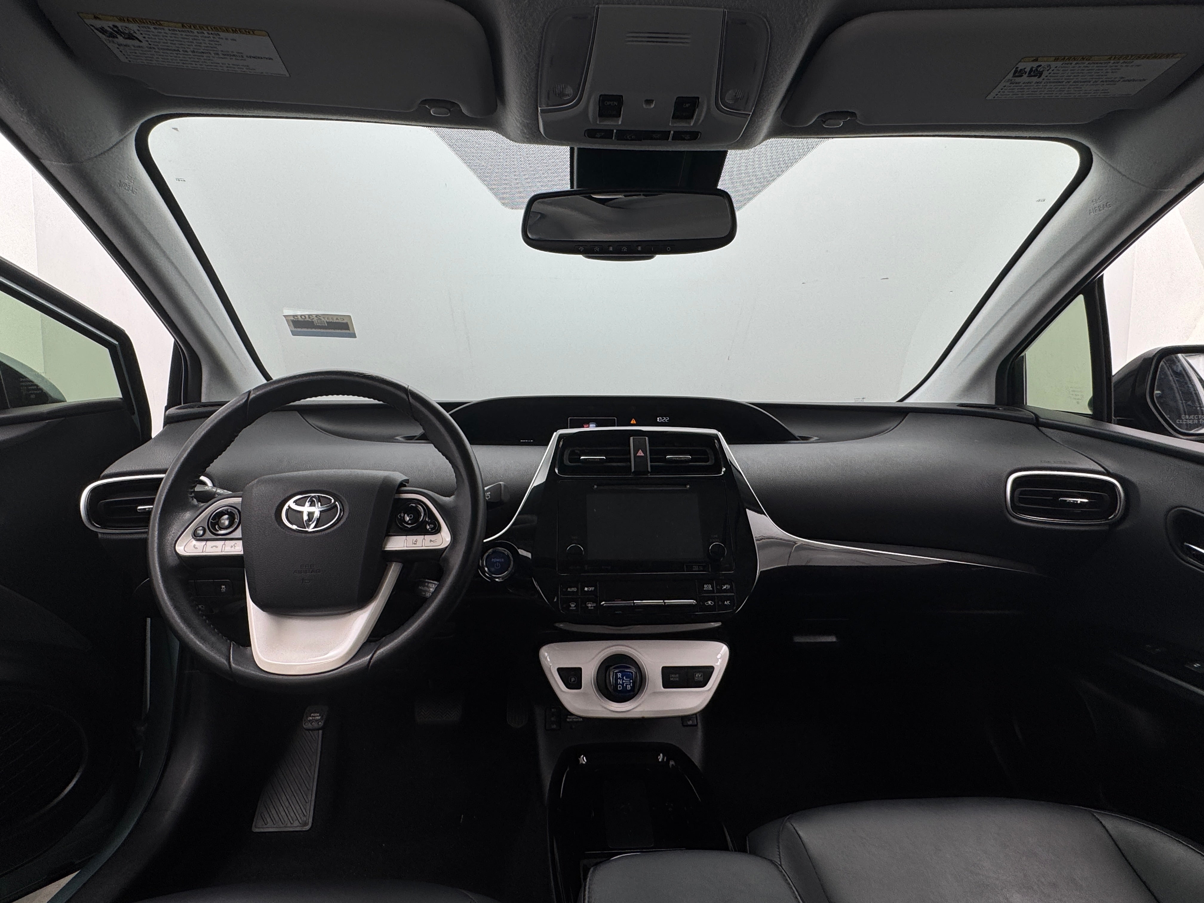 2017 Toyota Prius Four 2