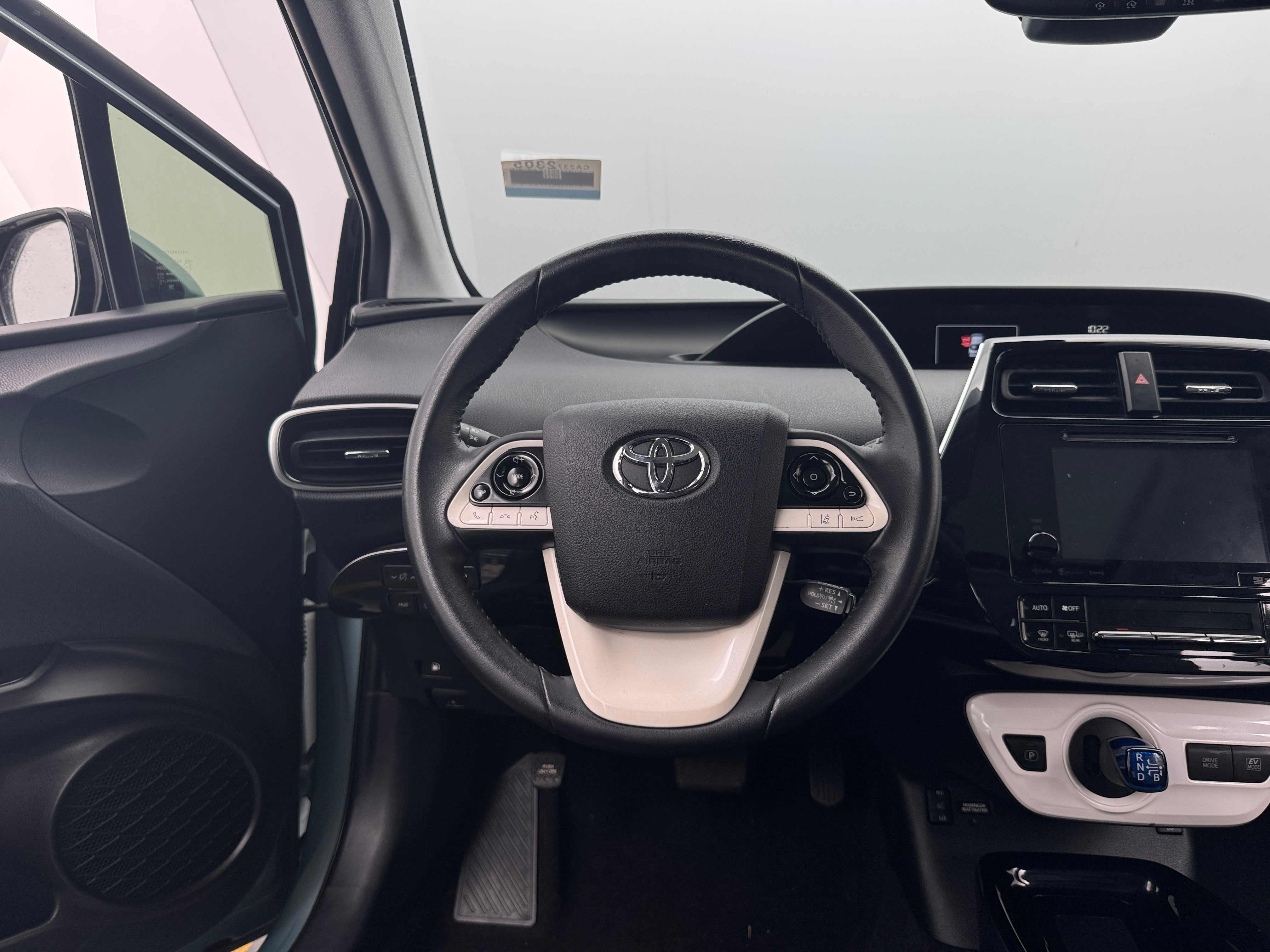 2017 Toyota Prius Four 4