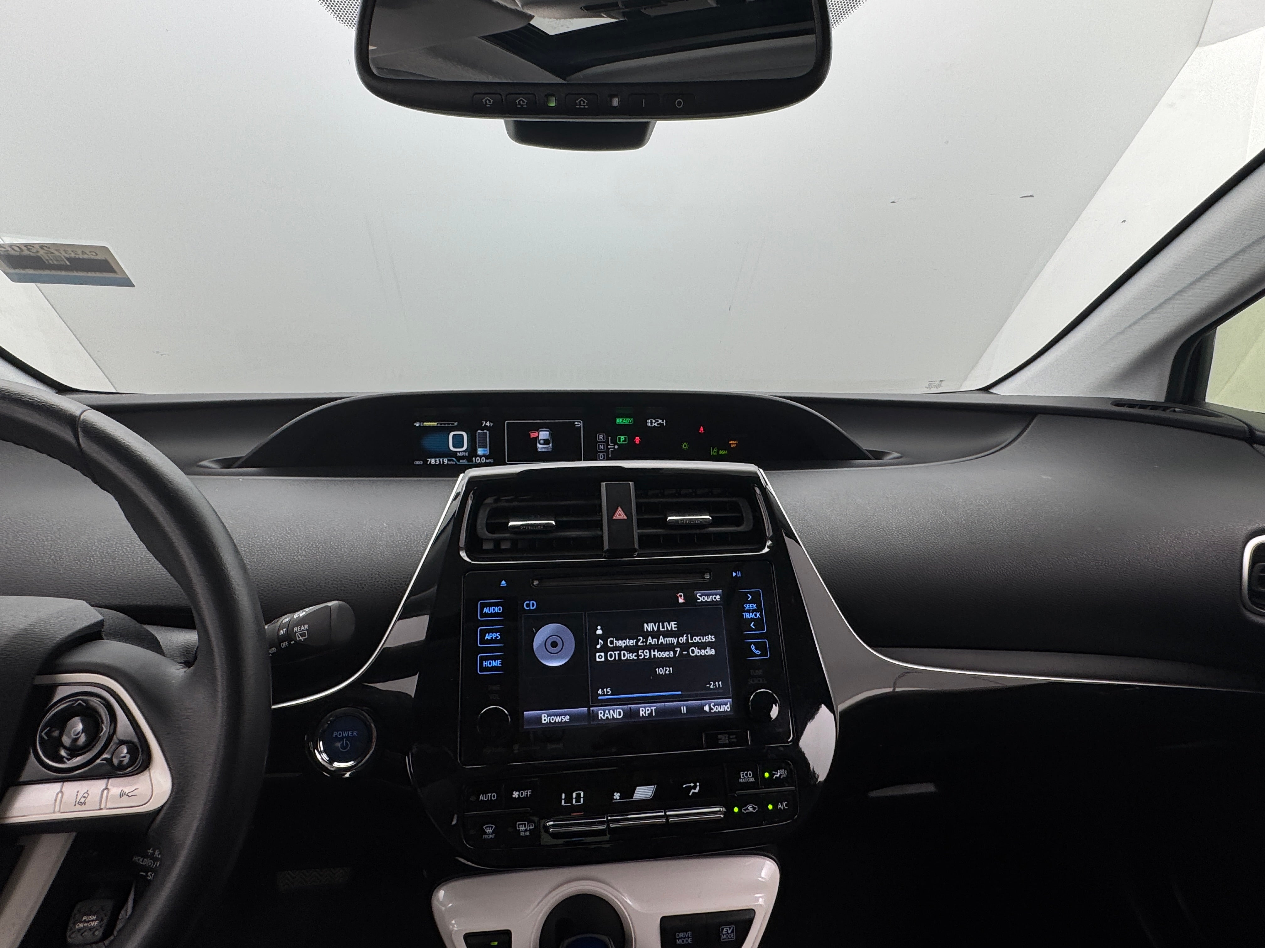 2017 Toyota Prius Four 3