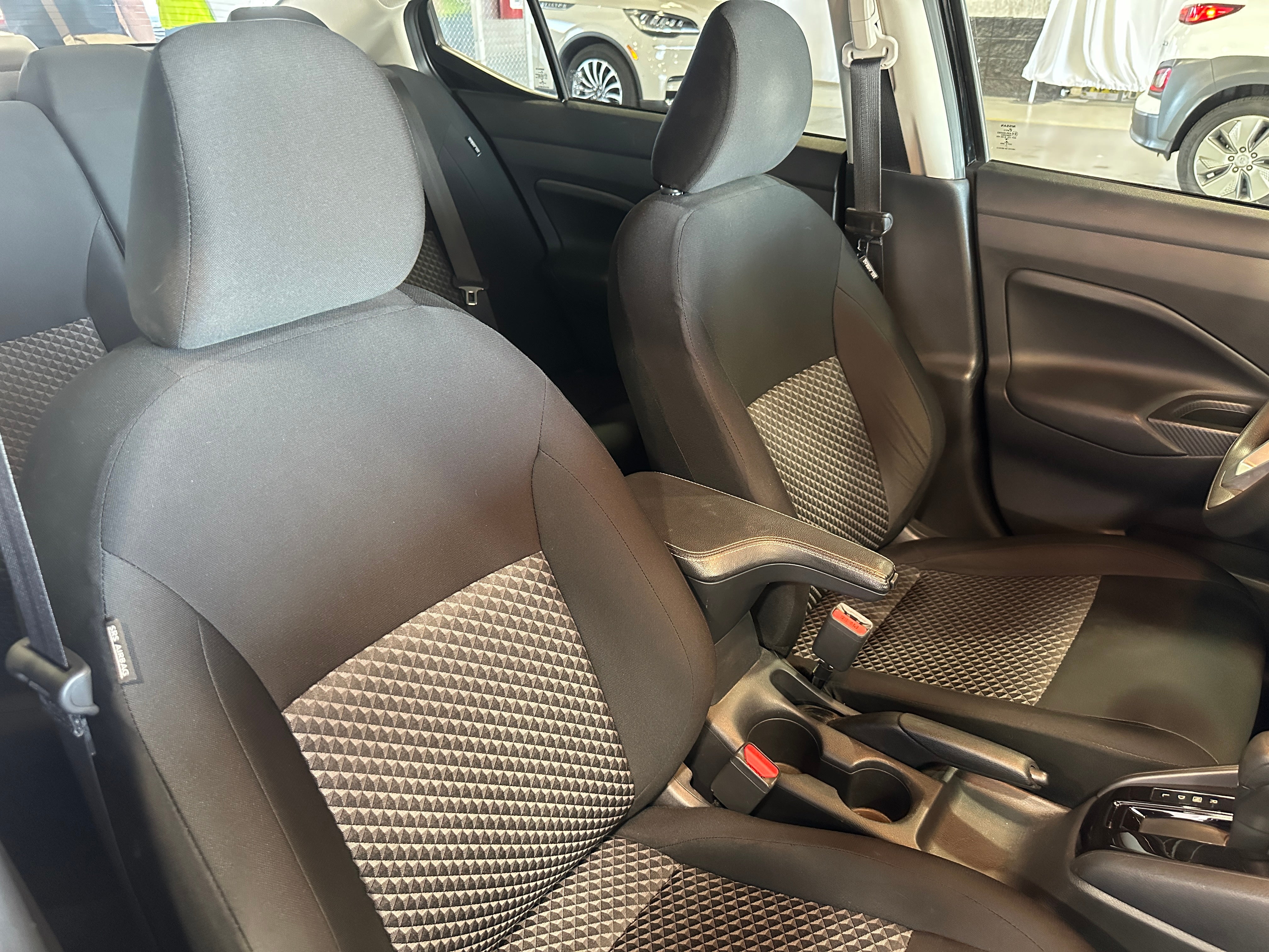 2021 Nissan Versa S 2