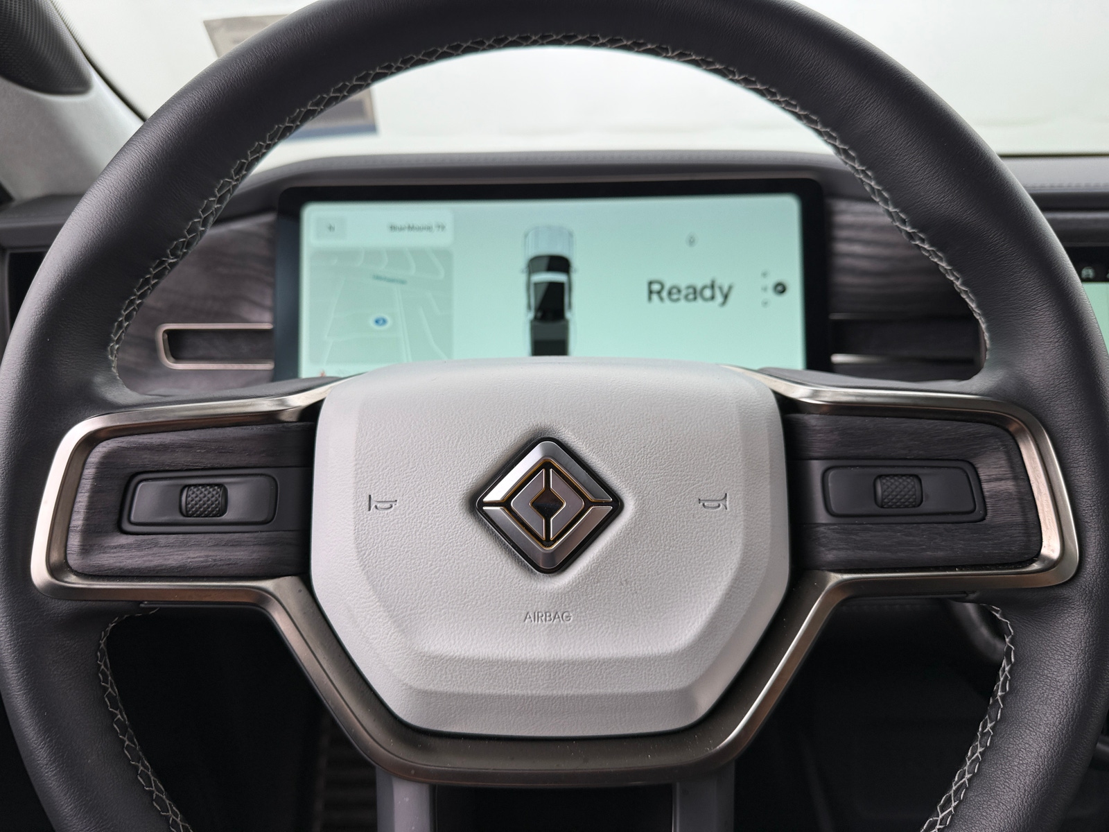 Thumbnail: 2022 Rivian R1T - 4