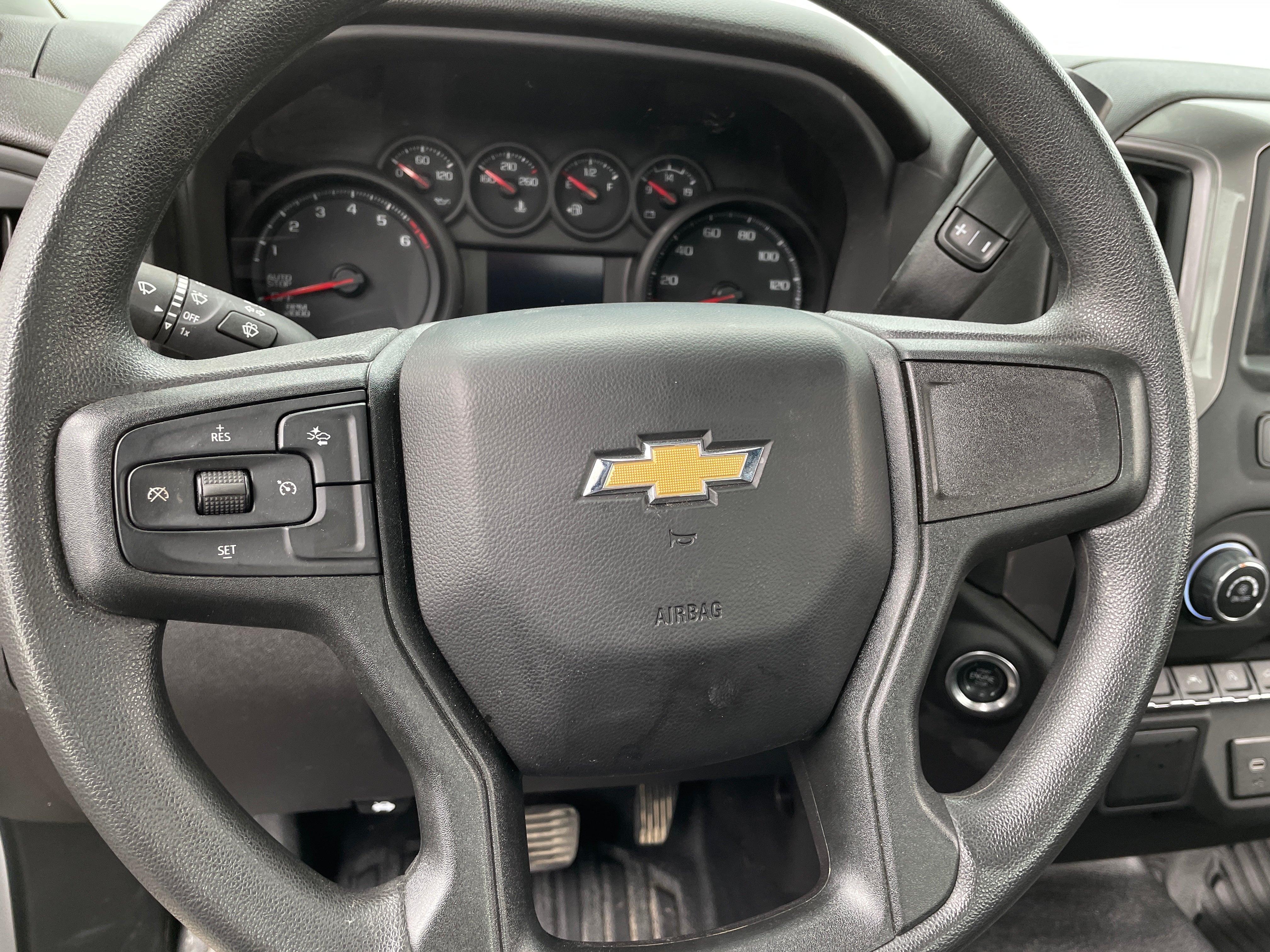 2024 Chevrolet Silverado 1500 Work Truck 4