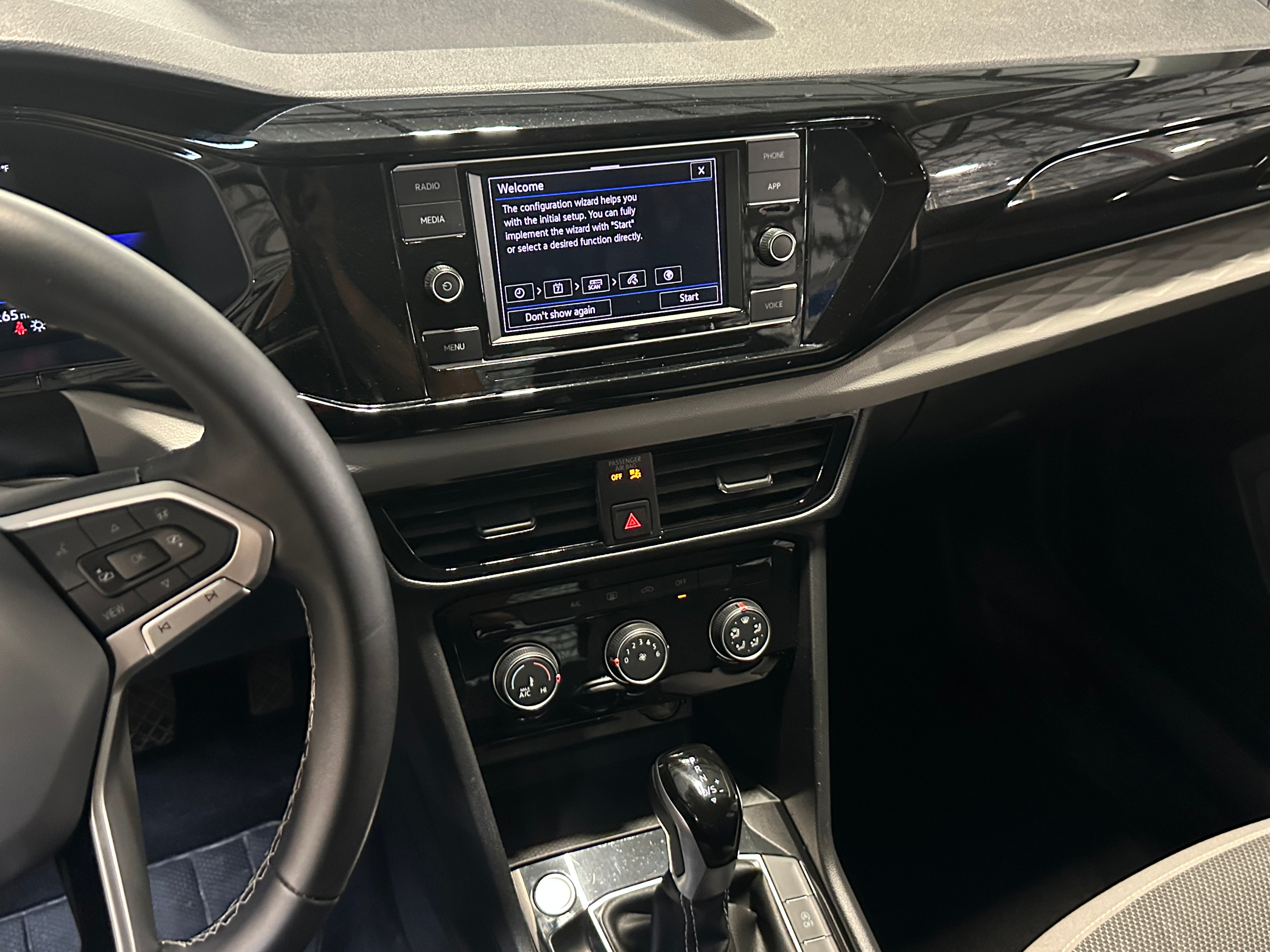 2024 Volkswagen Taos S 4