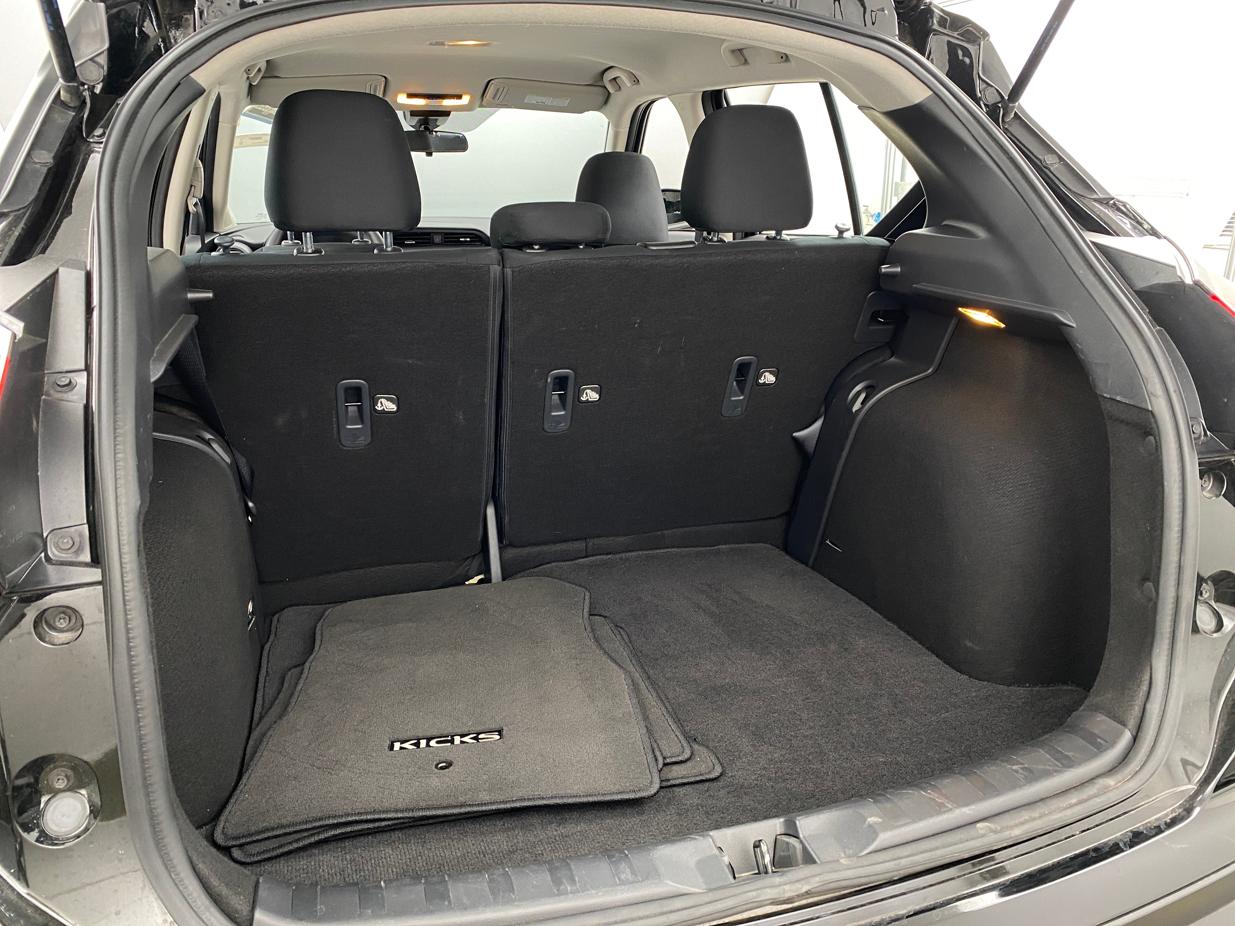 2024 Nissan Kicks S 7