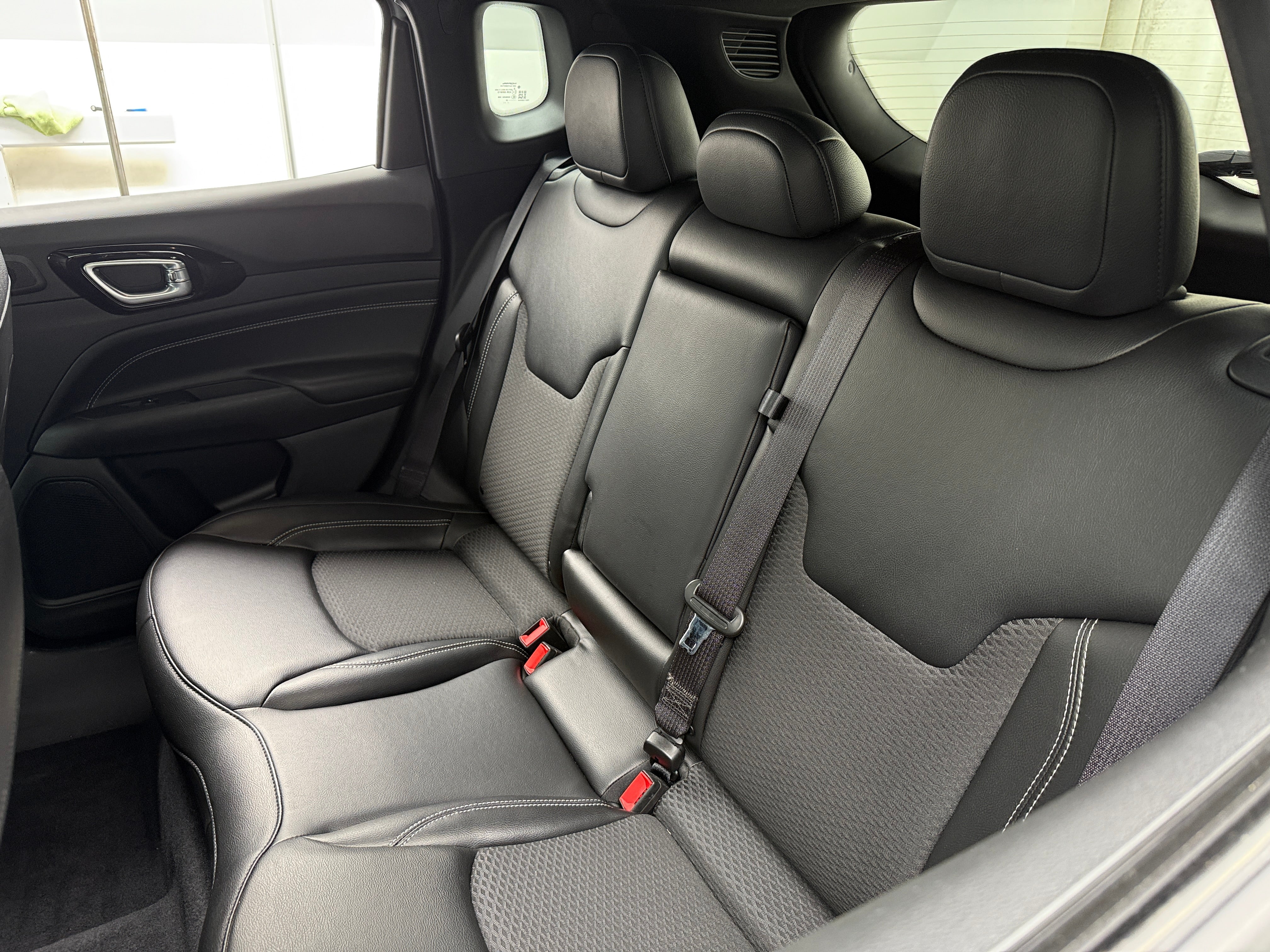 2023 Jeep Compass Altitude 6