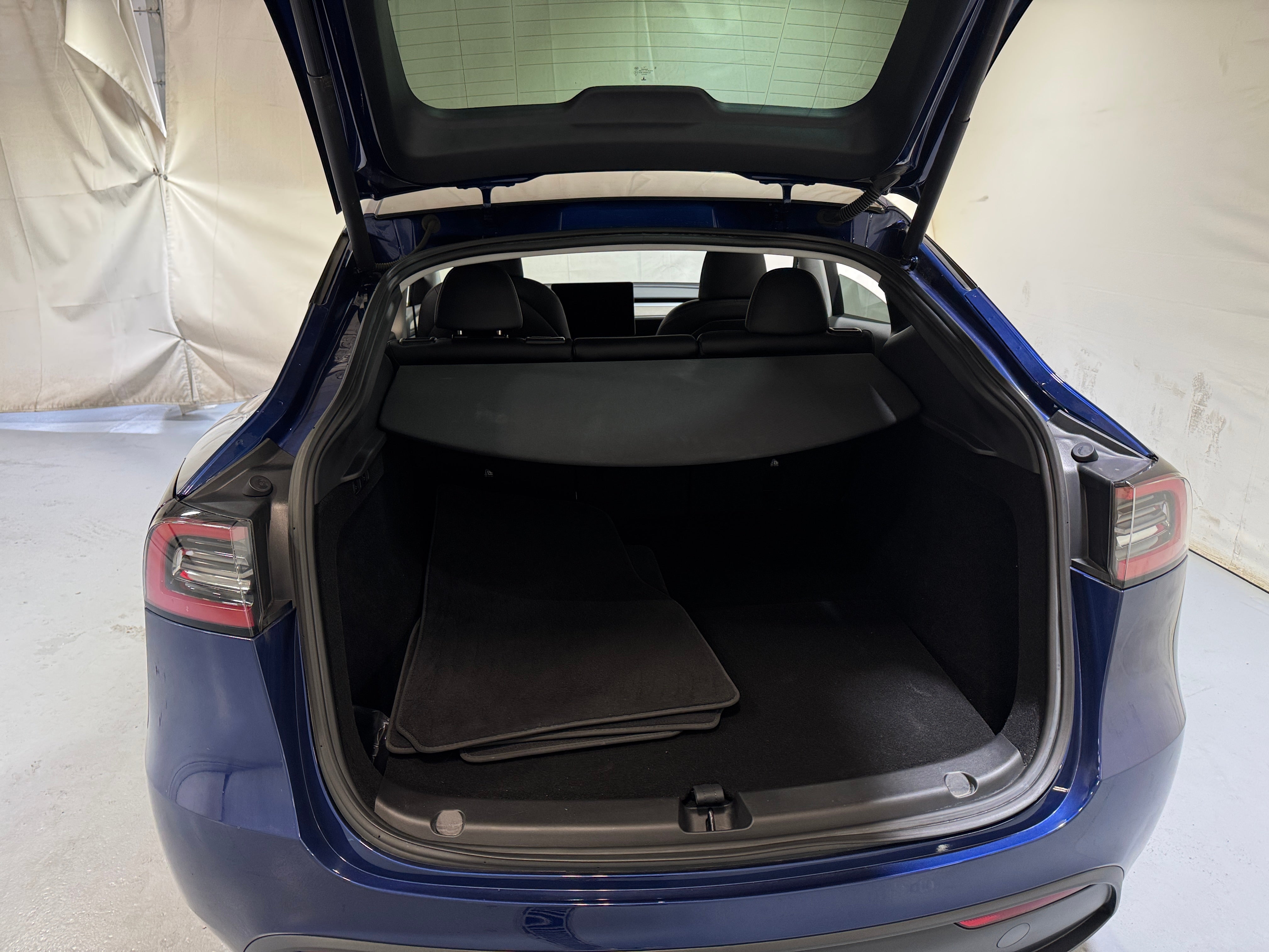 2023 Tesla Model Y Long Range 6