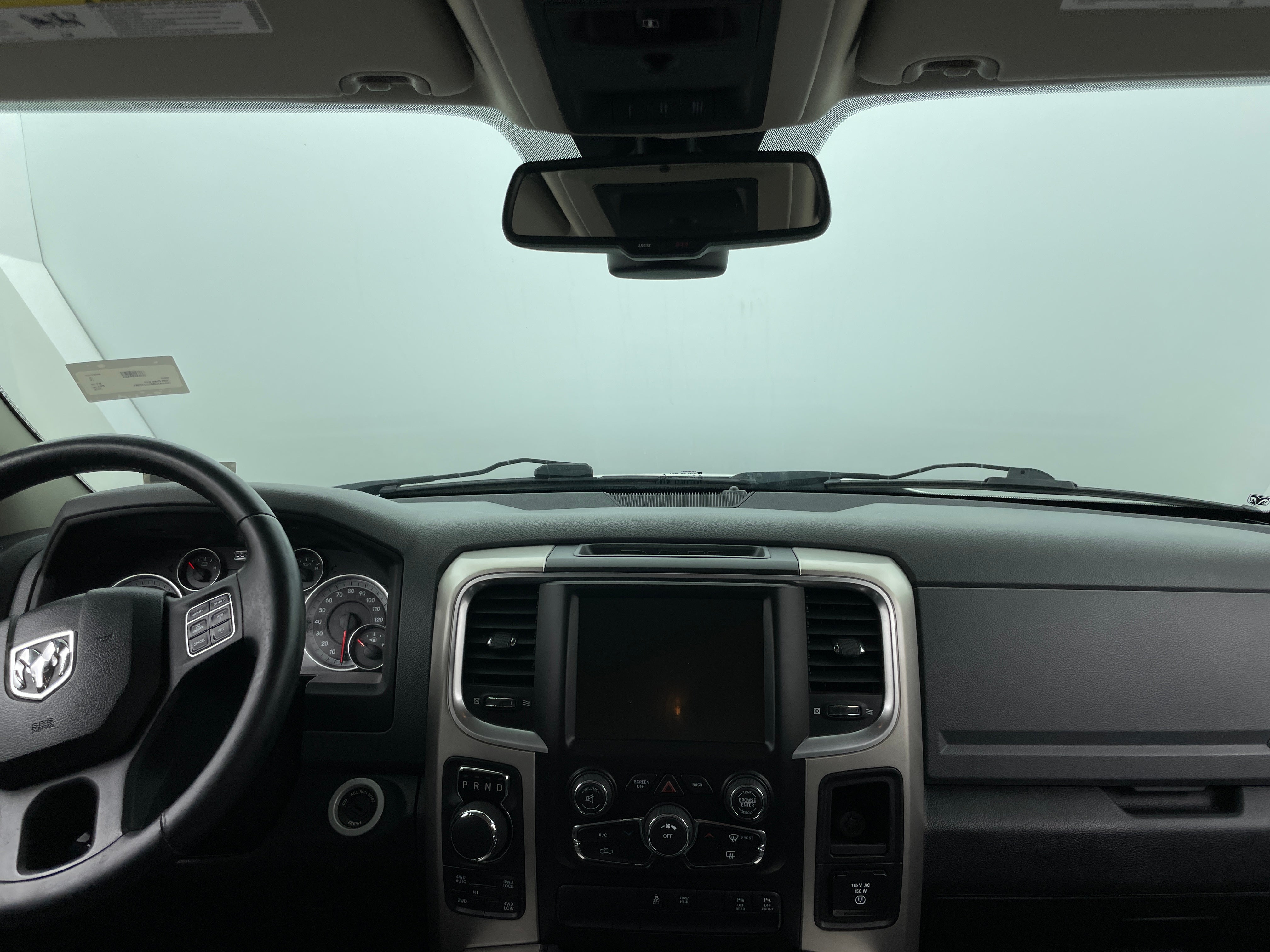 2016 RAM 1500 SLT 3