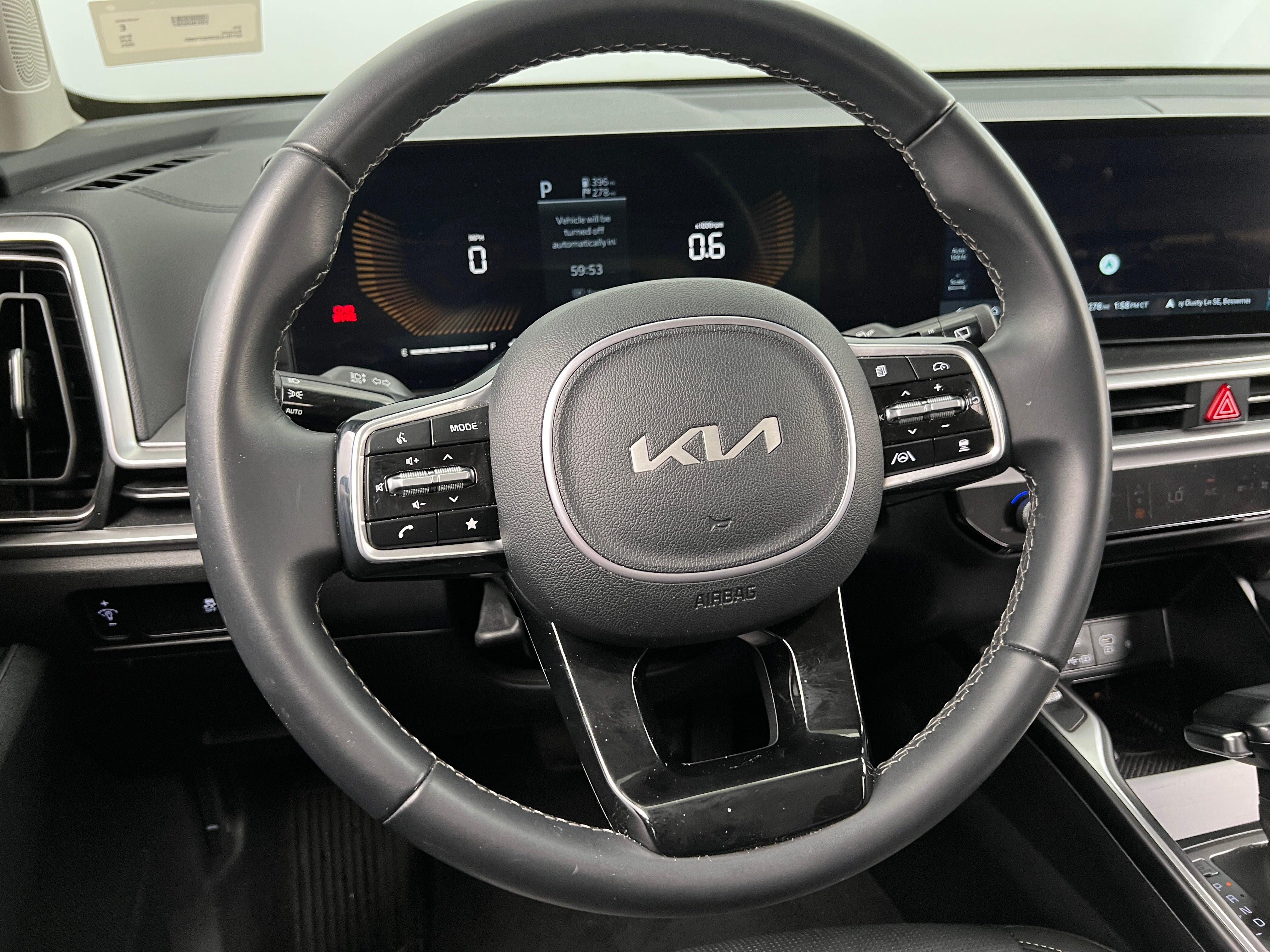 2024 Kia Sorento S 4